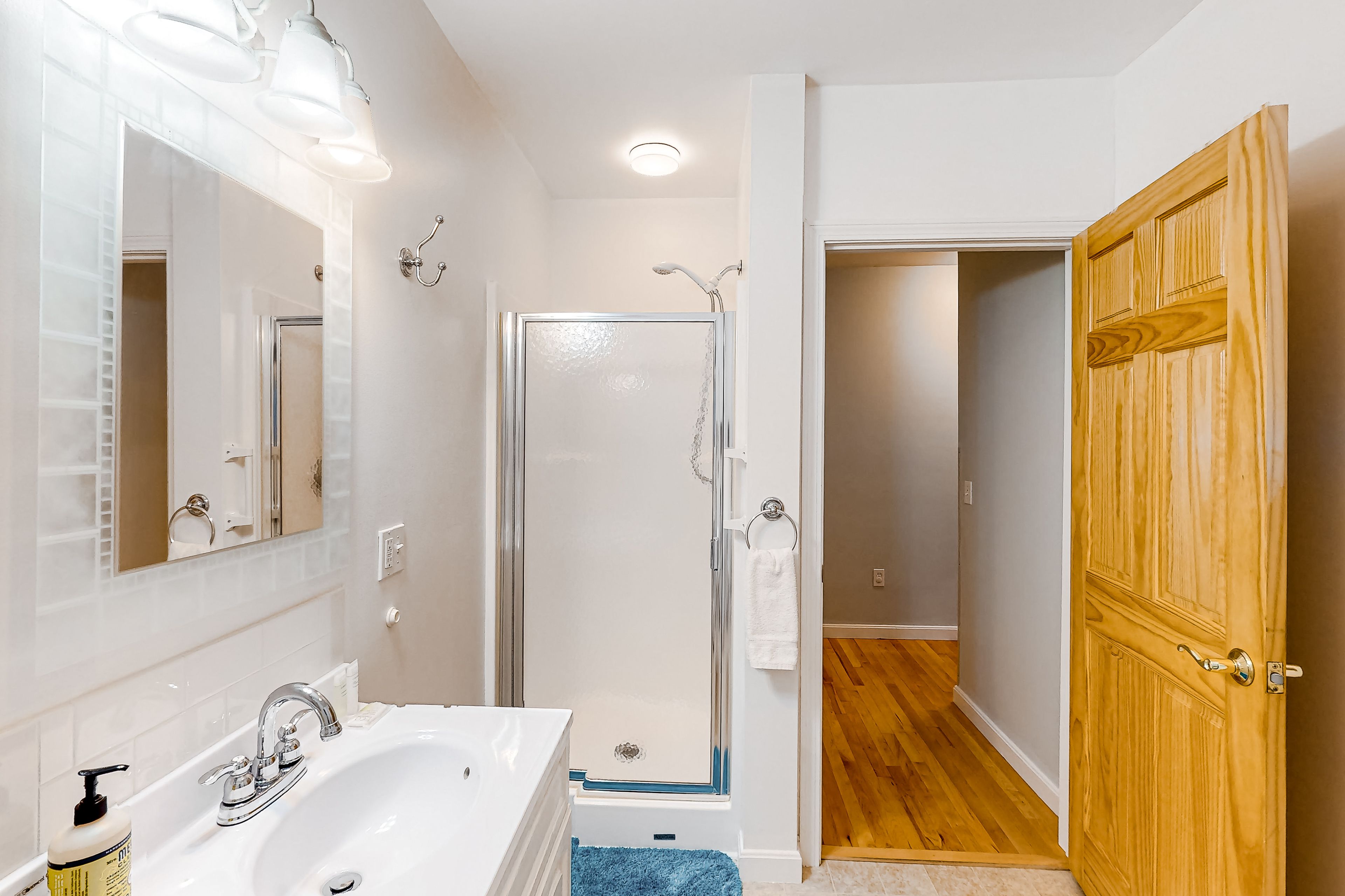 Bathroom | Towels Provided