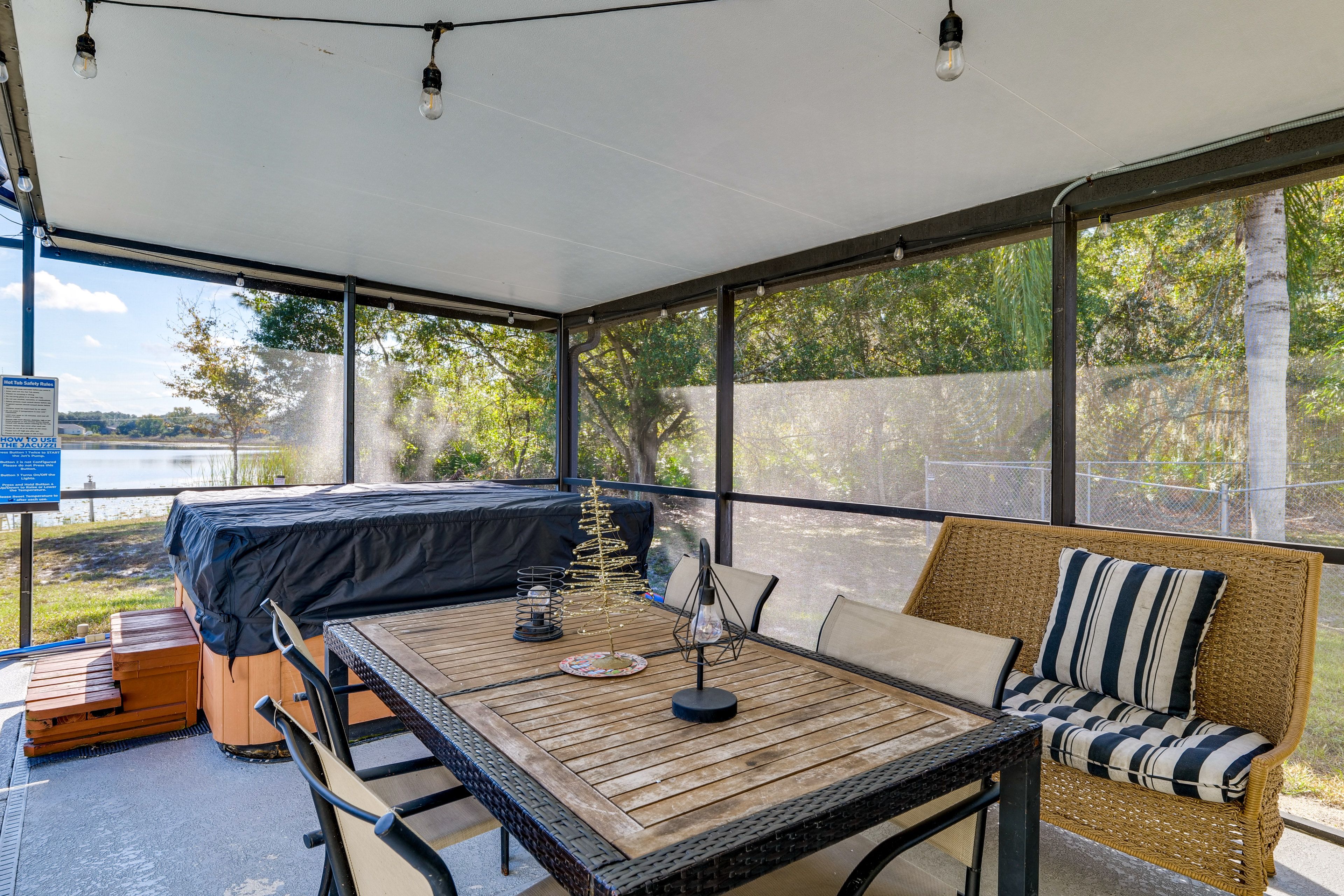 Furnished Lanai | Private Hot Tub | Dining Area | 2 Lounge Chairs