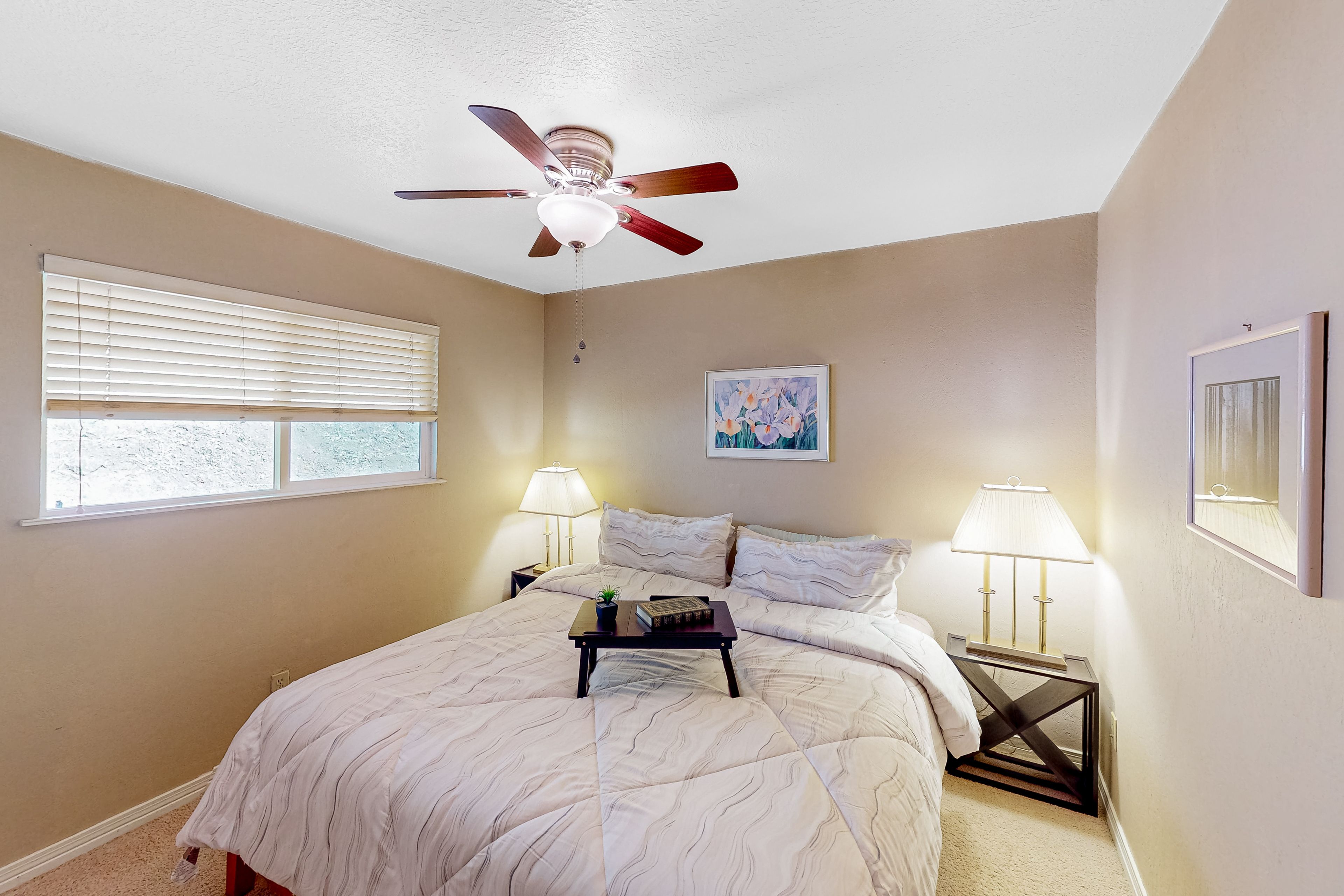 Bedroom 2 | King Bed