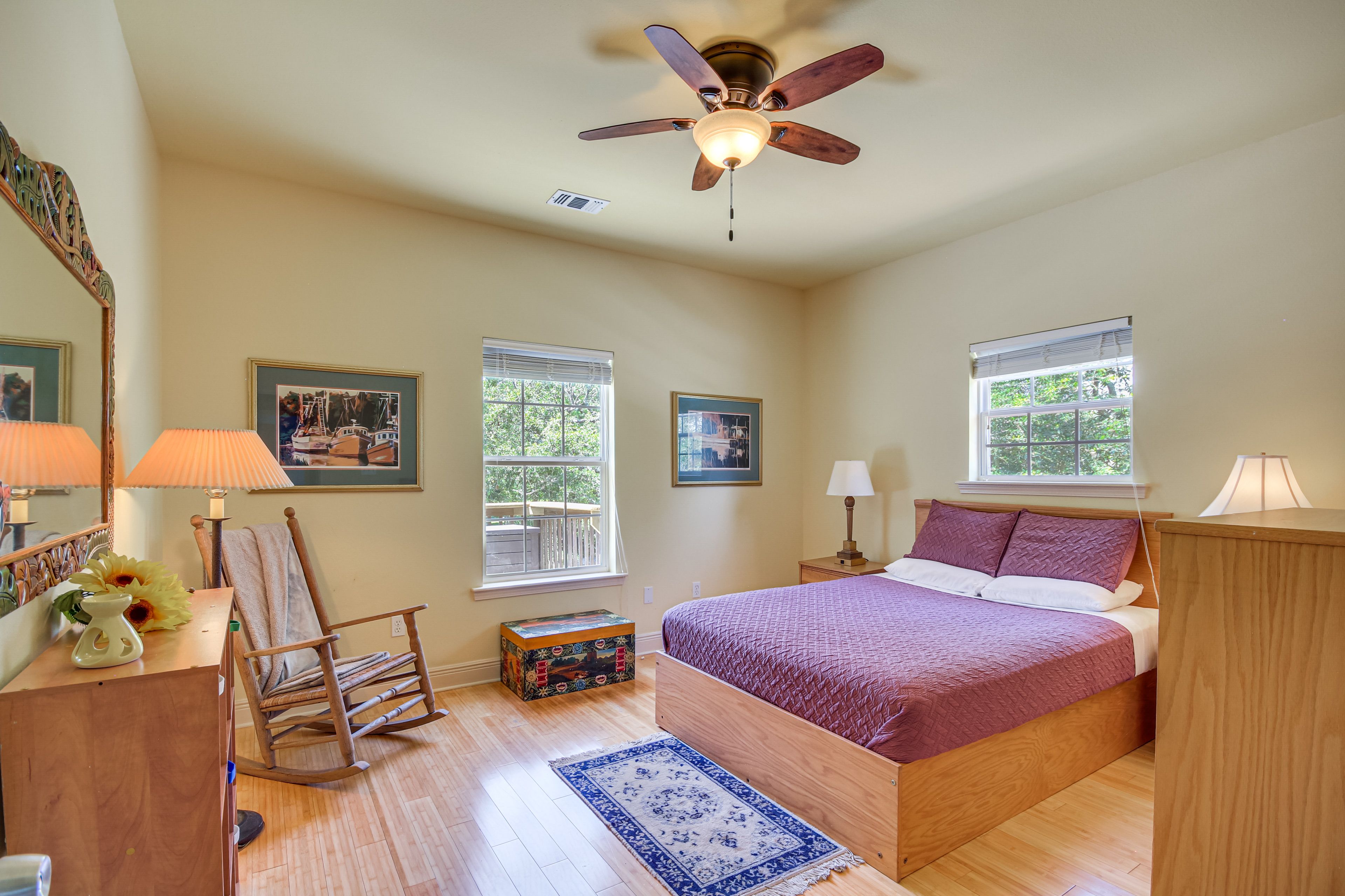 Bedroom 2 | Queen Bed