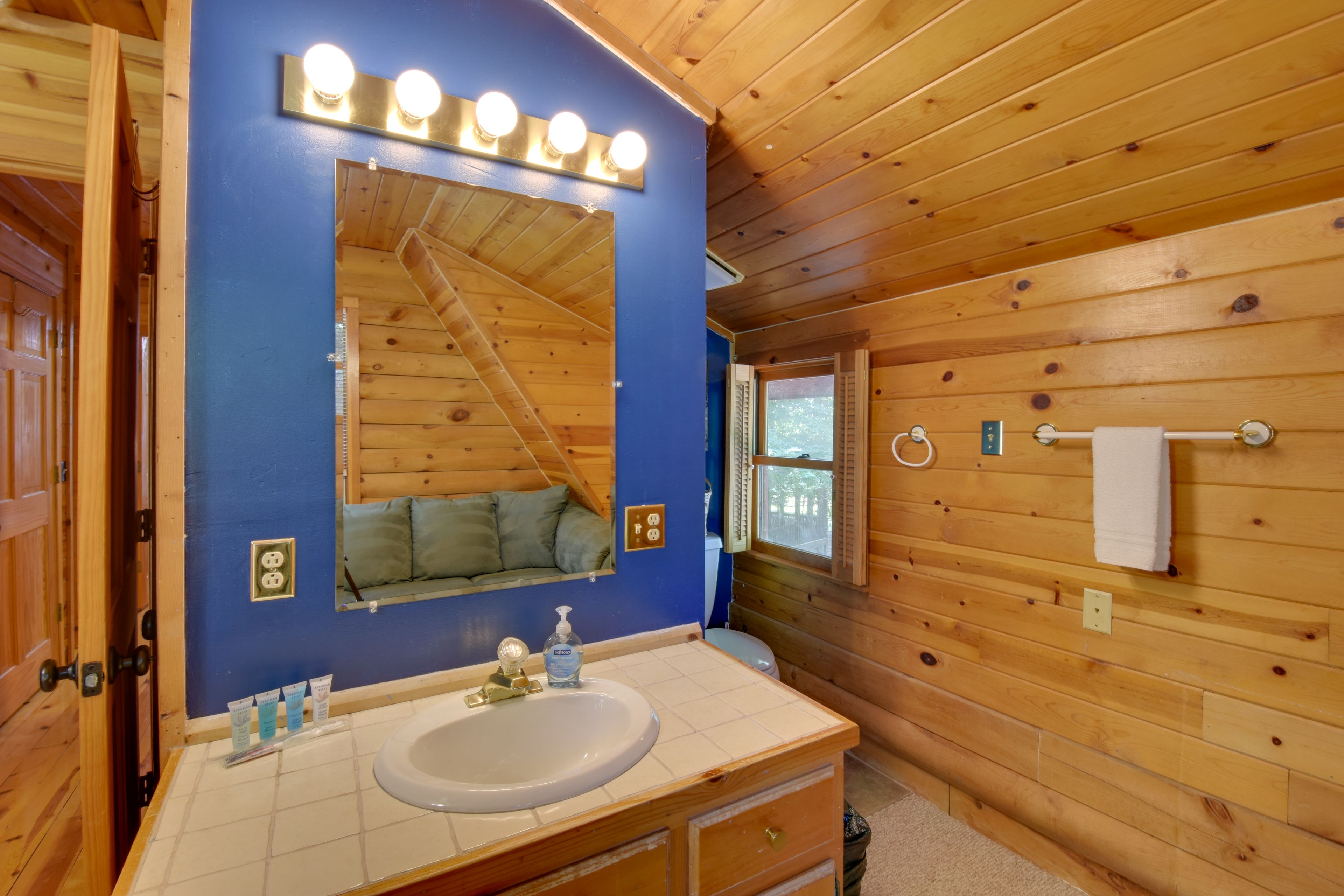 En-Suite Bathroom