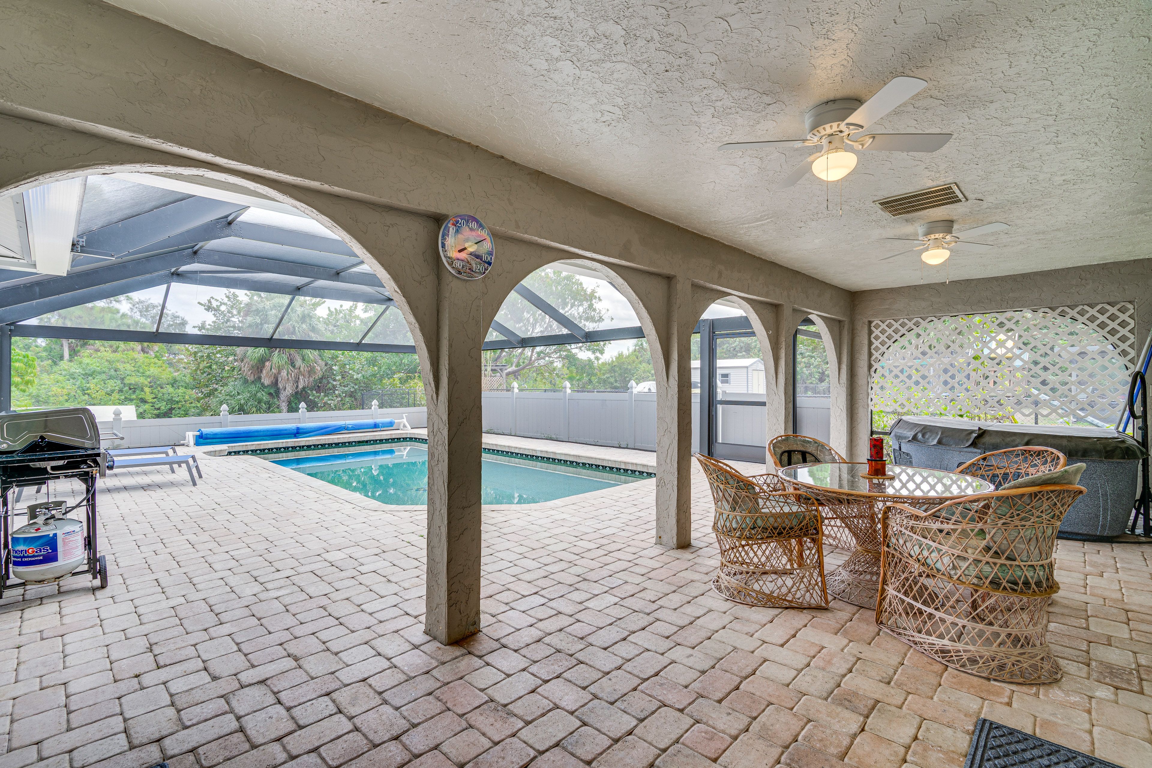 Lanai | Hot Tub | 0.5 Mi to Port Charlotte Town Center