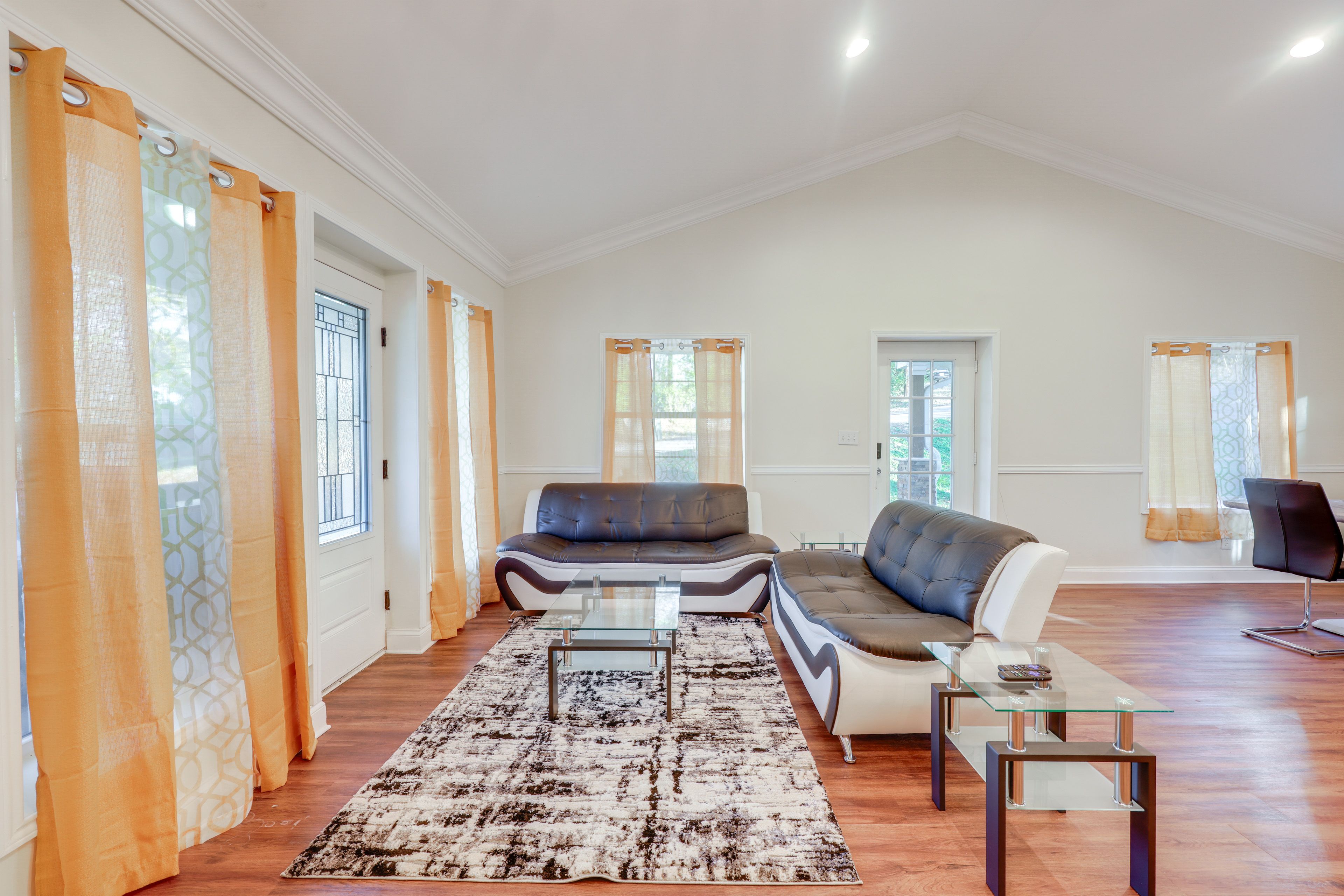 Birmingham Vacation Rental | 3BR | 2BA | 1,600 Sq Ft