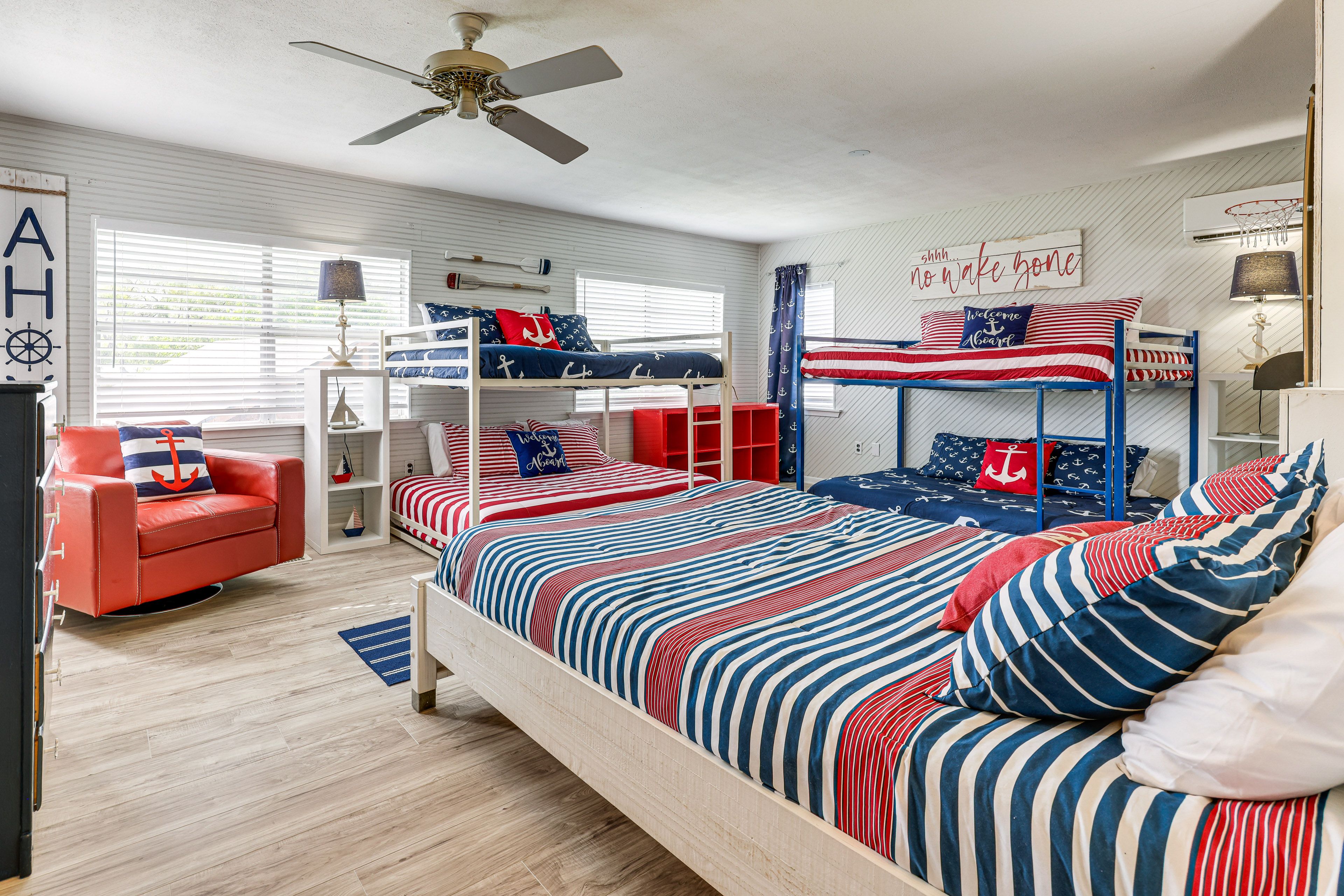 Bedroom 3 | Queen Bed | 2 Full Bunk Beds | 2nd Floor