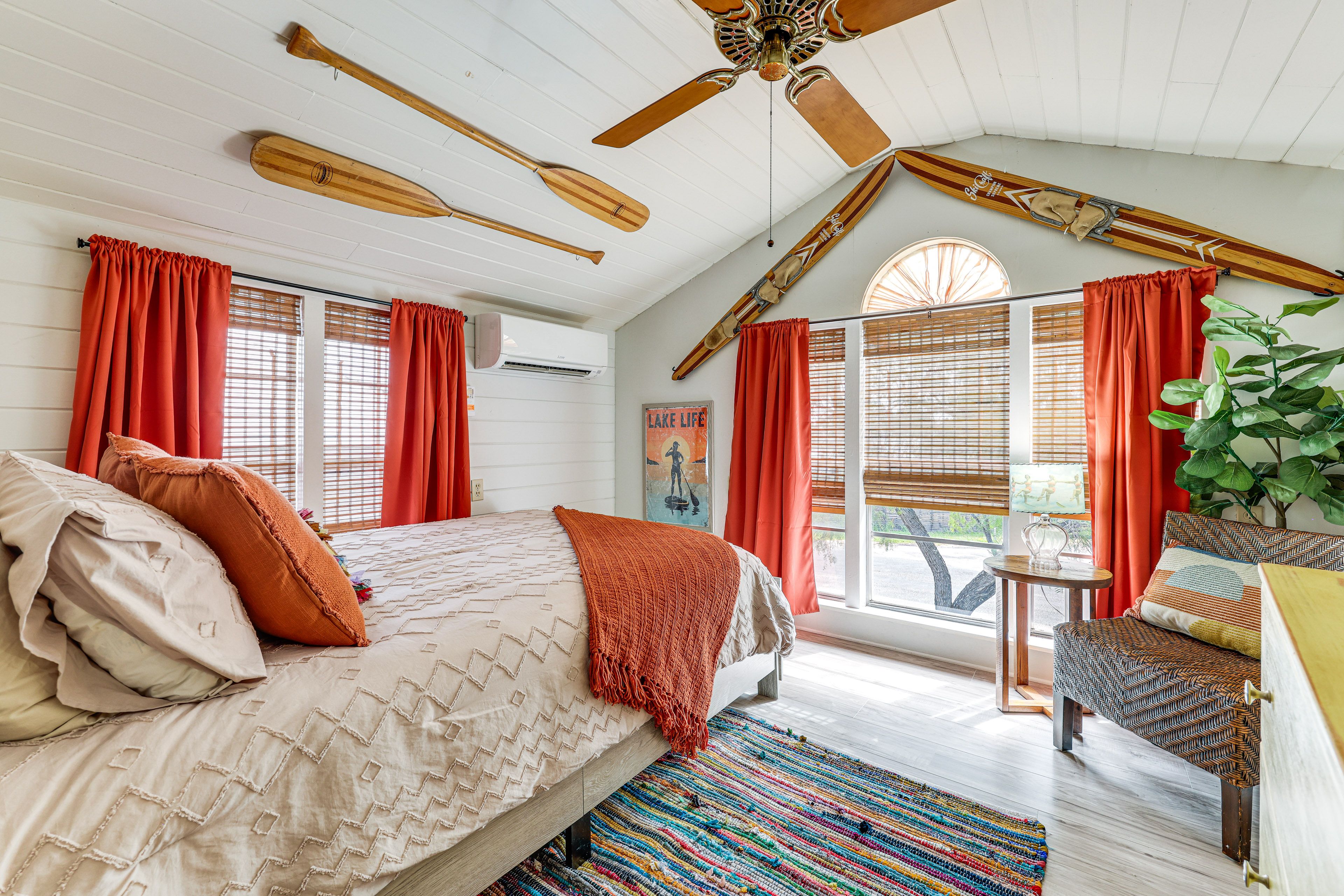 Bedroom 2 | Queen Bed | 2nd Floor