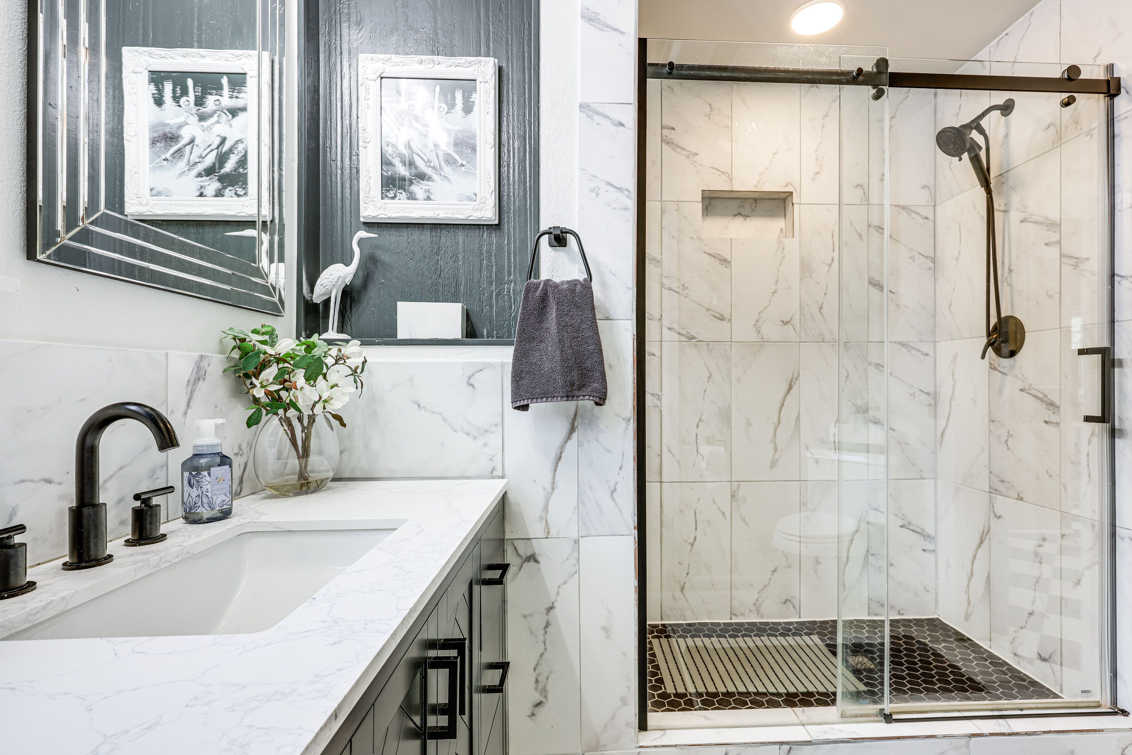 En-Suite Bathroom | 1st Floor