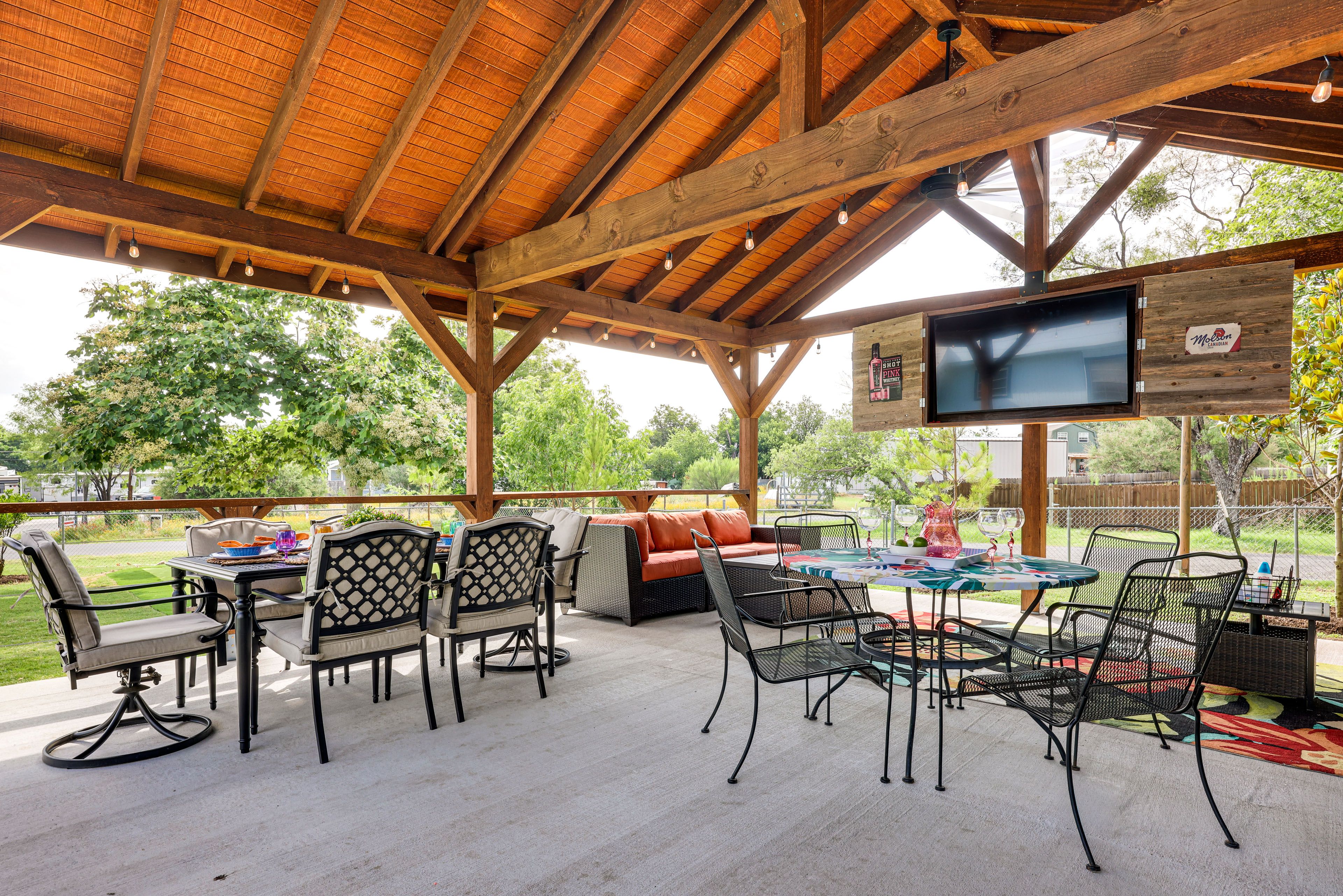 Kingsland Vacation Rental | 4BR | 2BA | 1,652 Sq Ft | Step-Free Entry