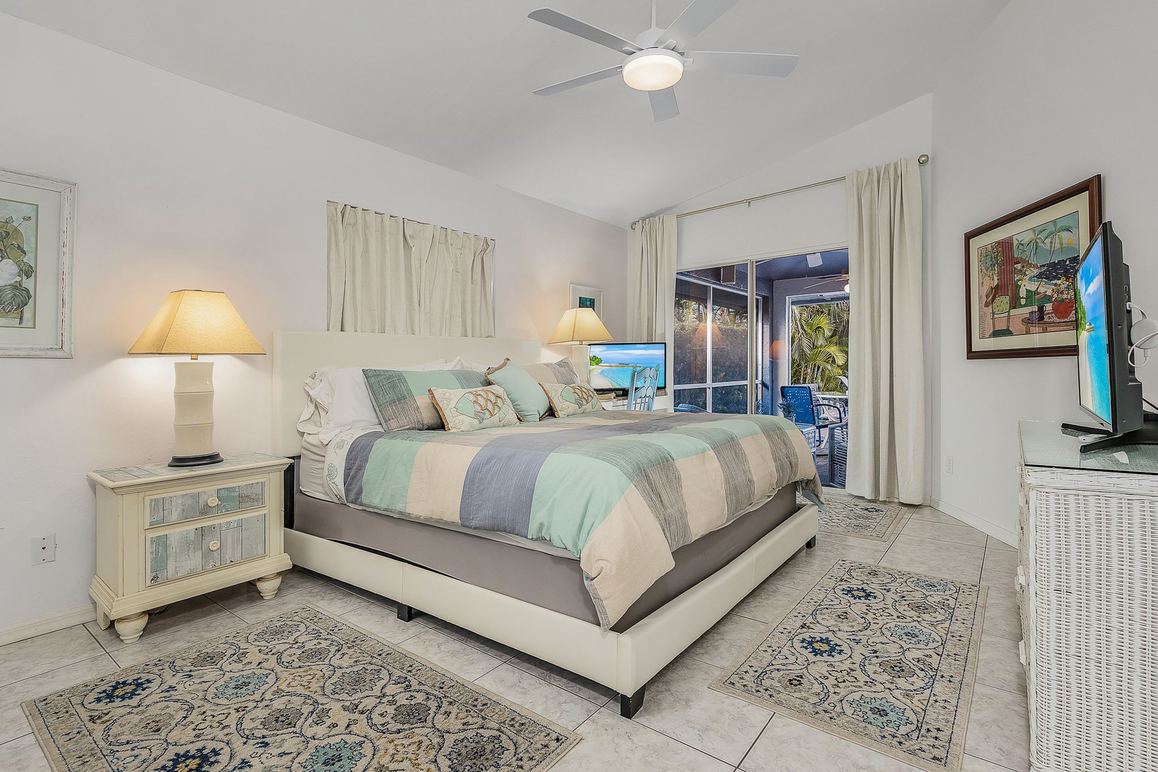 Bedroom 1 | King Bed | Smart TV | Workspace w/ Monitor