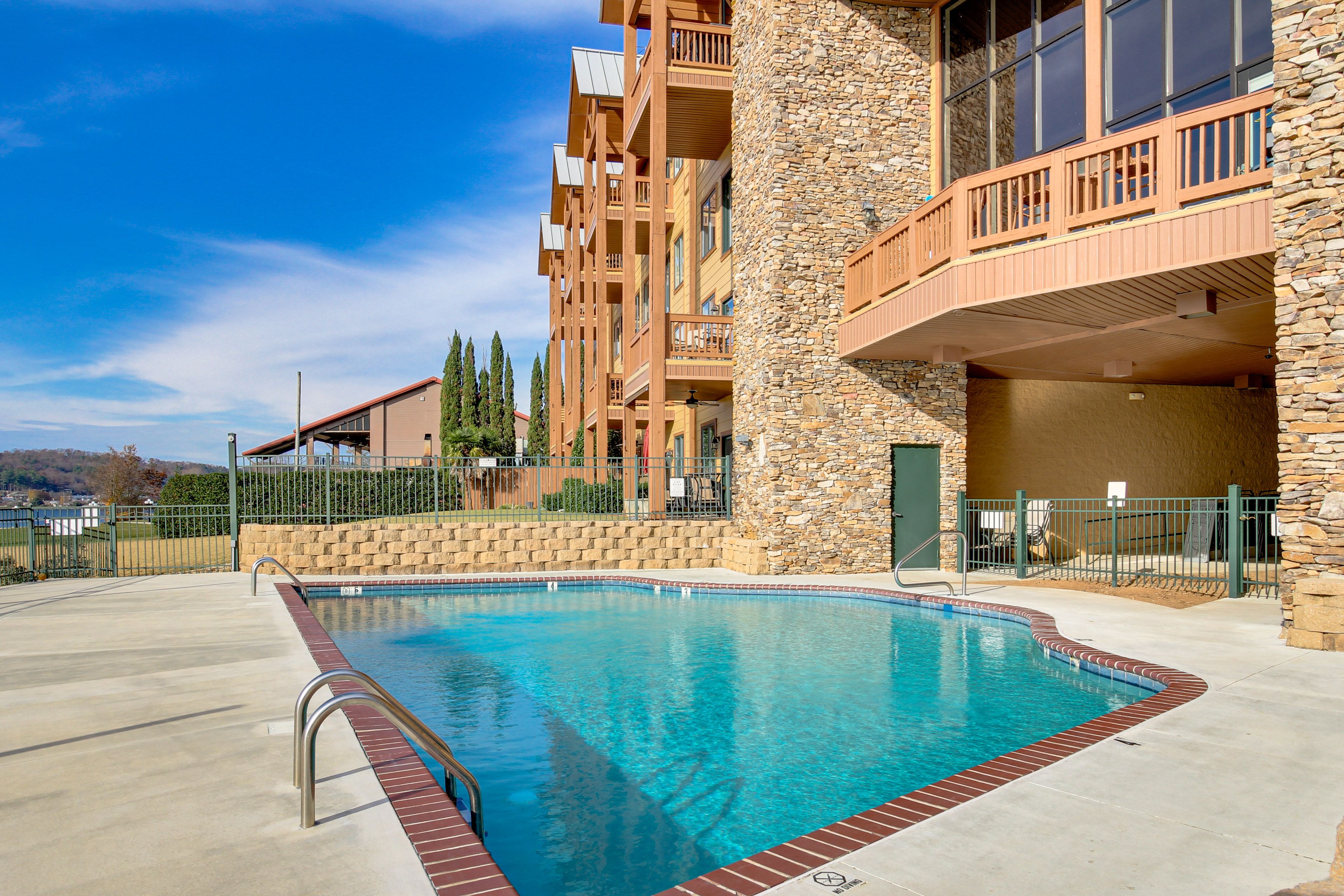 Community Pool | The Lodge Condominiums