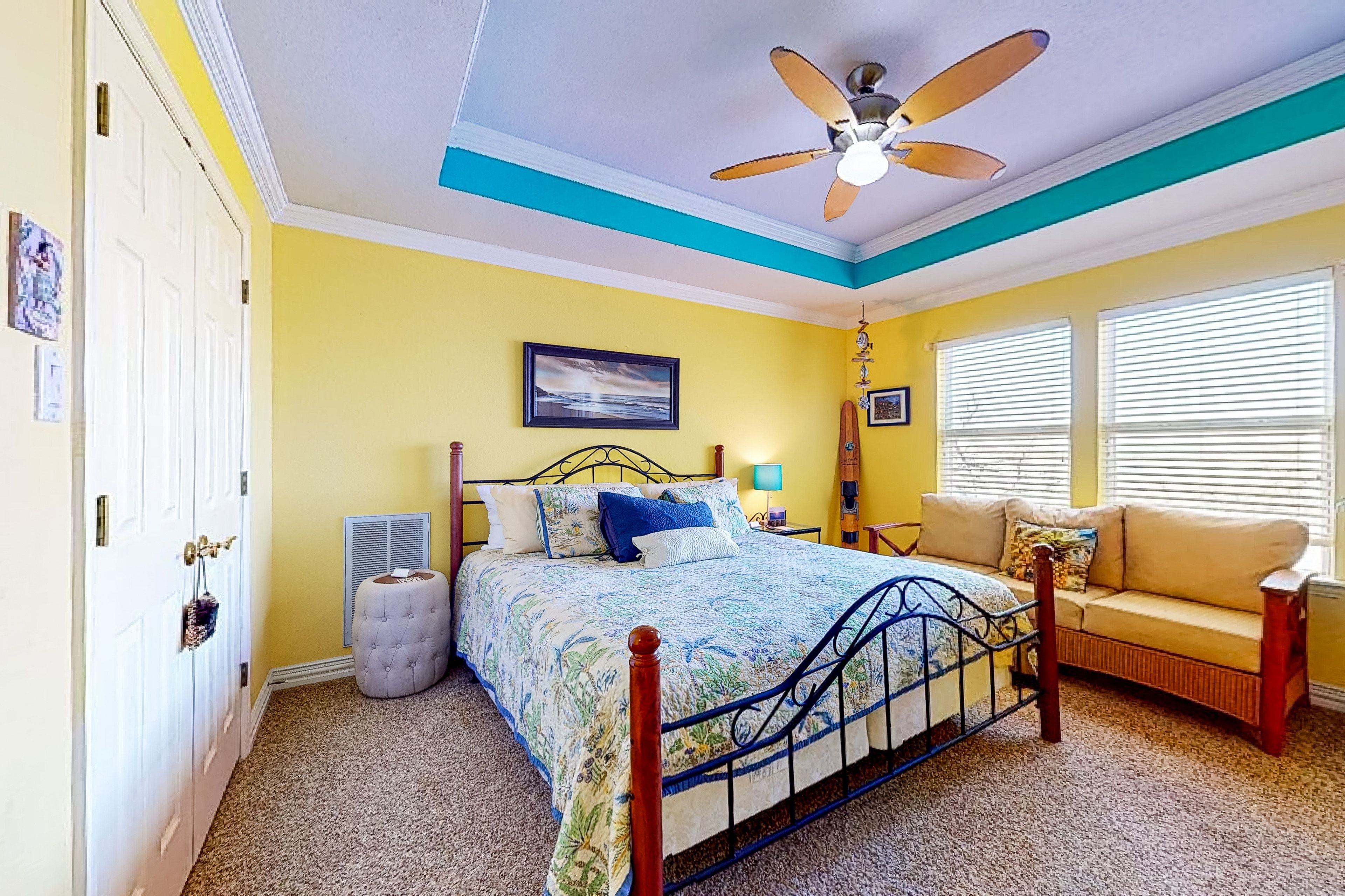 Bedroom 2 | King Bed