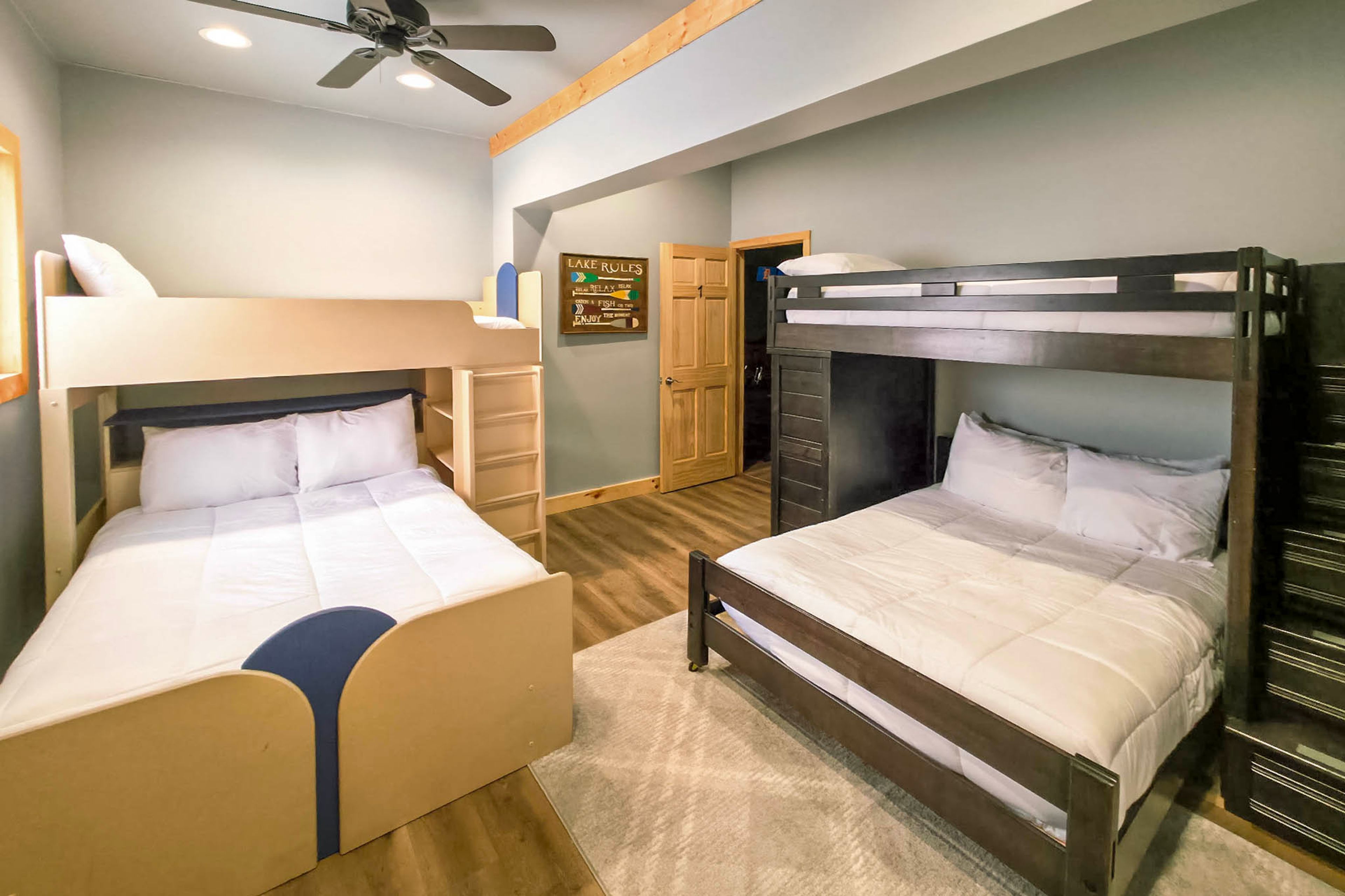 Bedroom 7 | 2 Twin/Full Bunk Beds