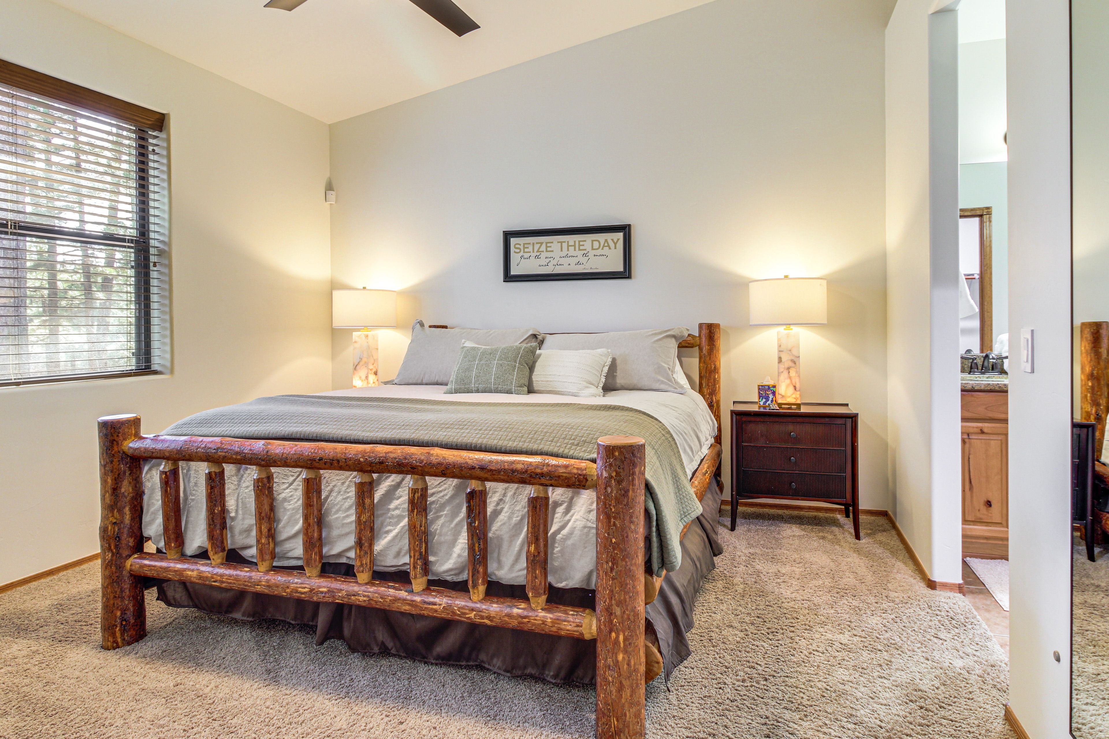 Bedroom 1 | King Bed