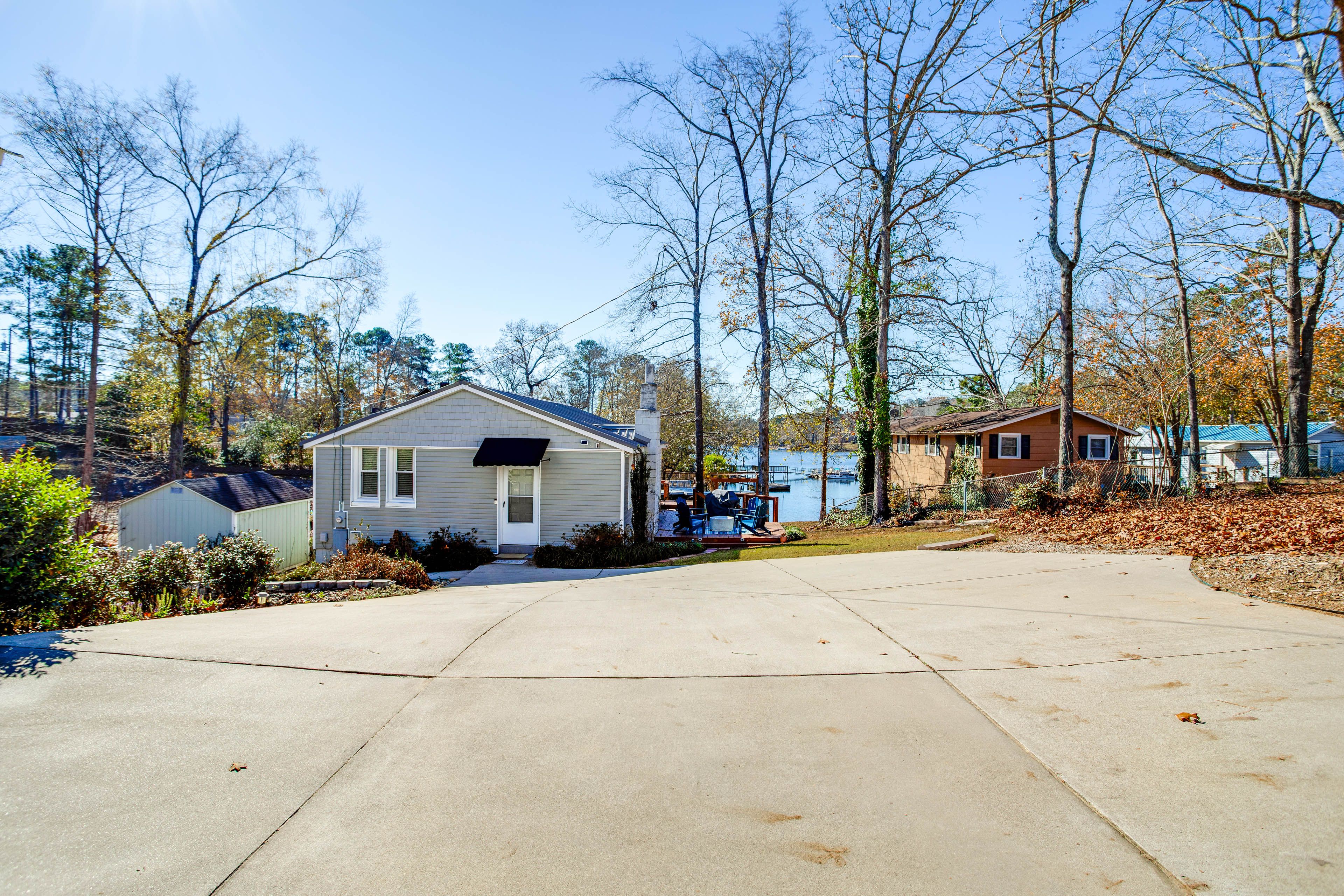 Parking | Driveway (4 Vehicles) | Street Parking Prohibited