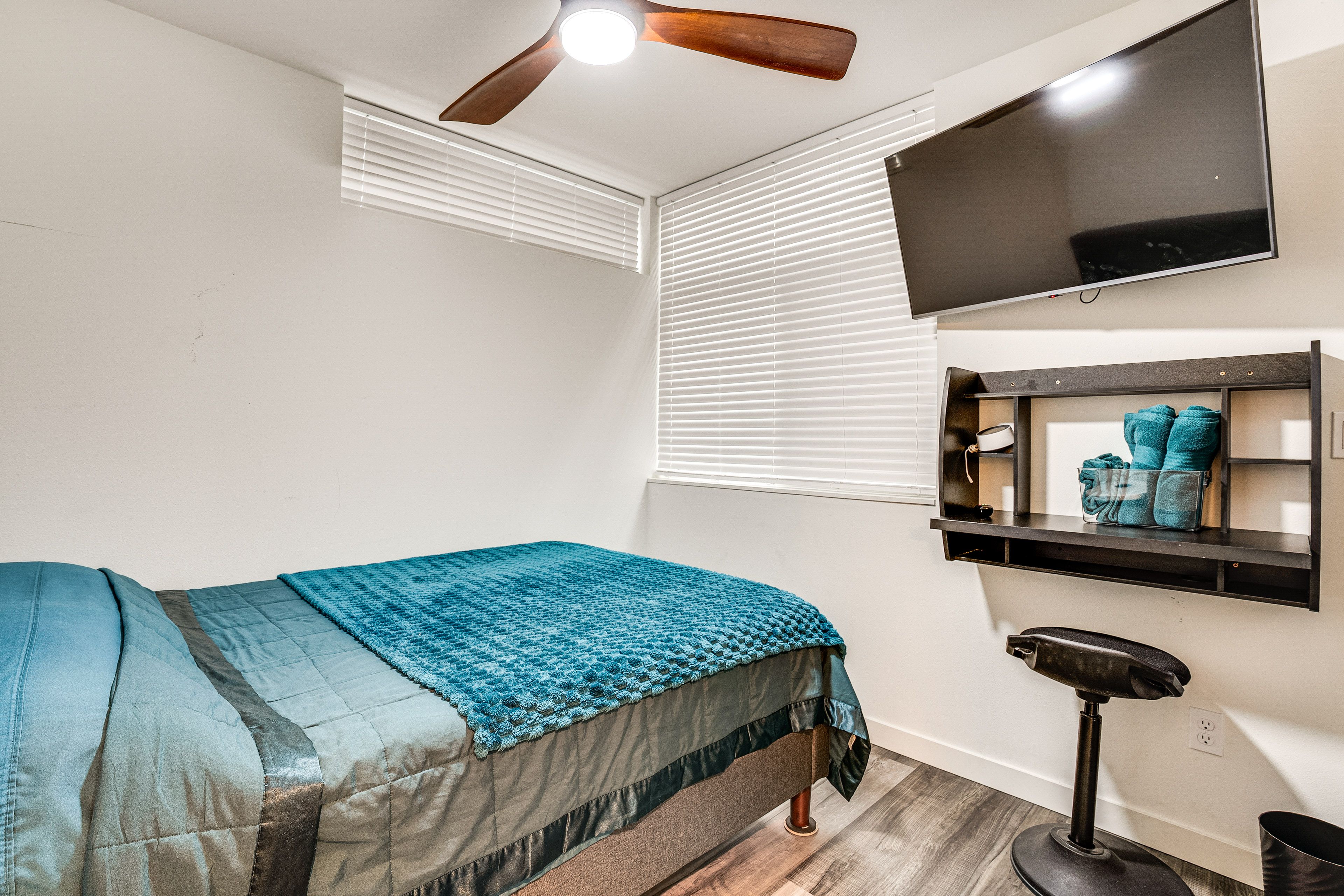 Bedroom 6 | 2nd Floor | Full Bed | Smart TV | Laptop-Friendly Workspace