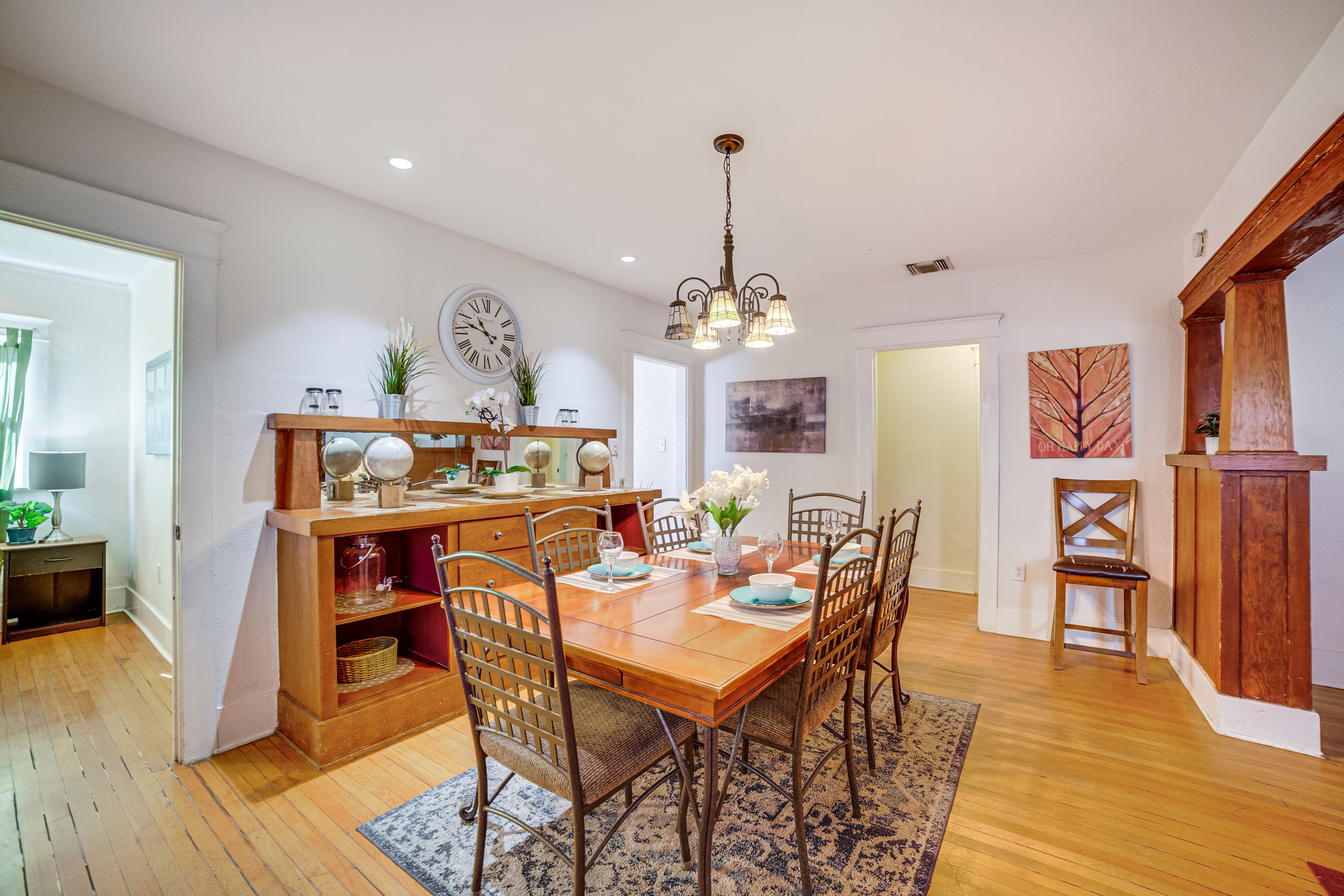 Dining Area | Dishware & Flatware