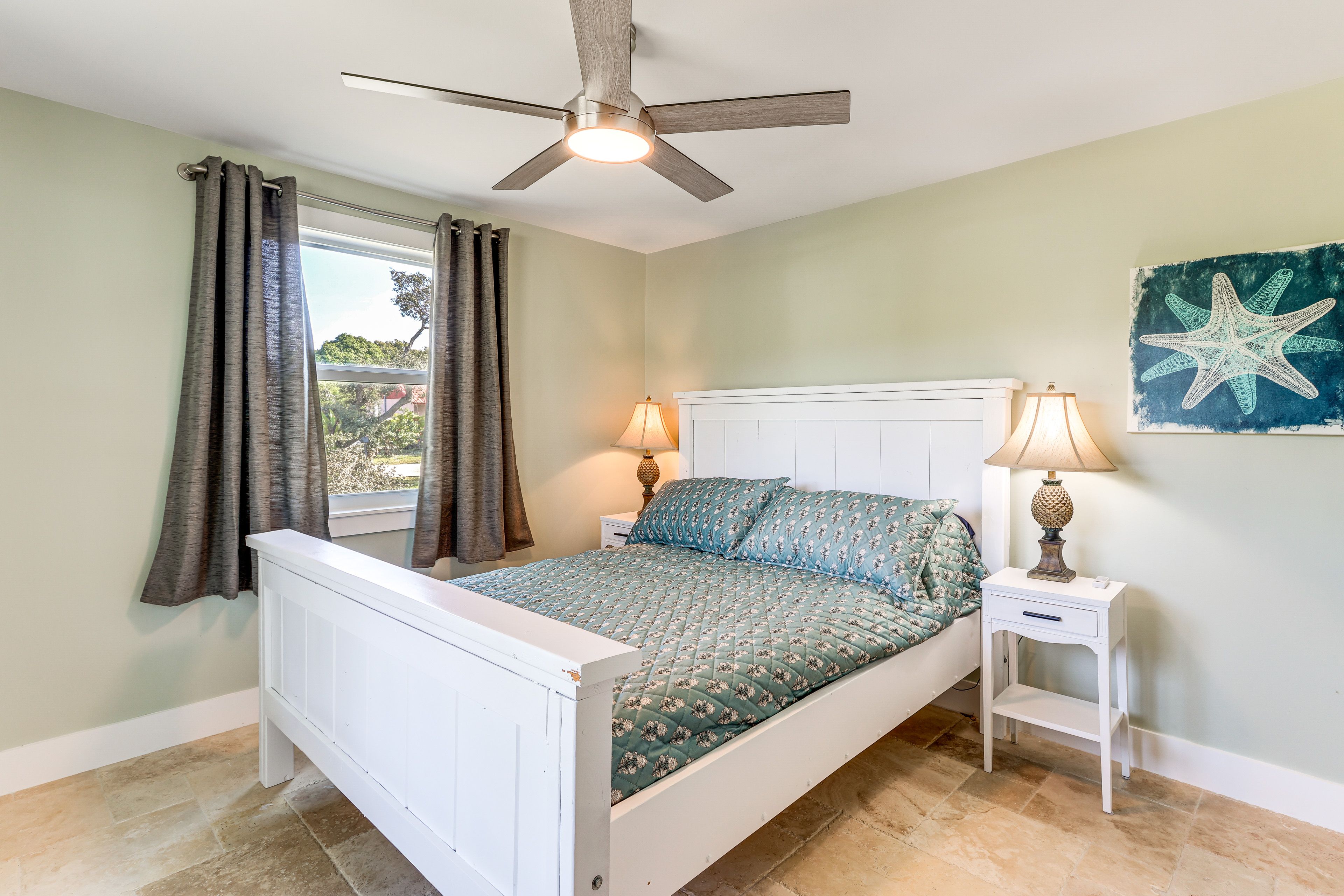 Bedroom 1 | Queen Bed | Linens Provided