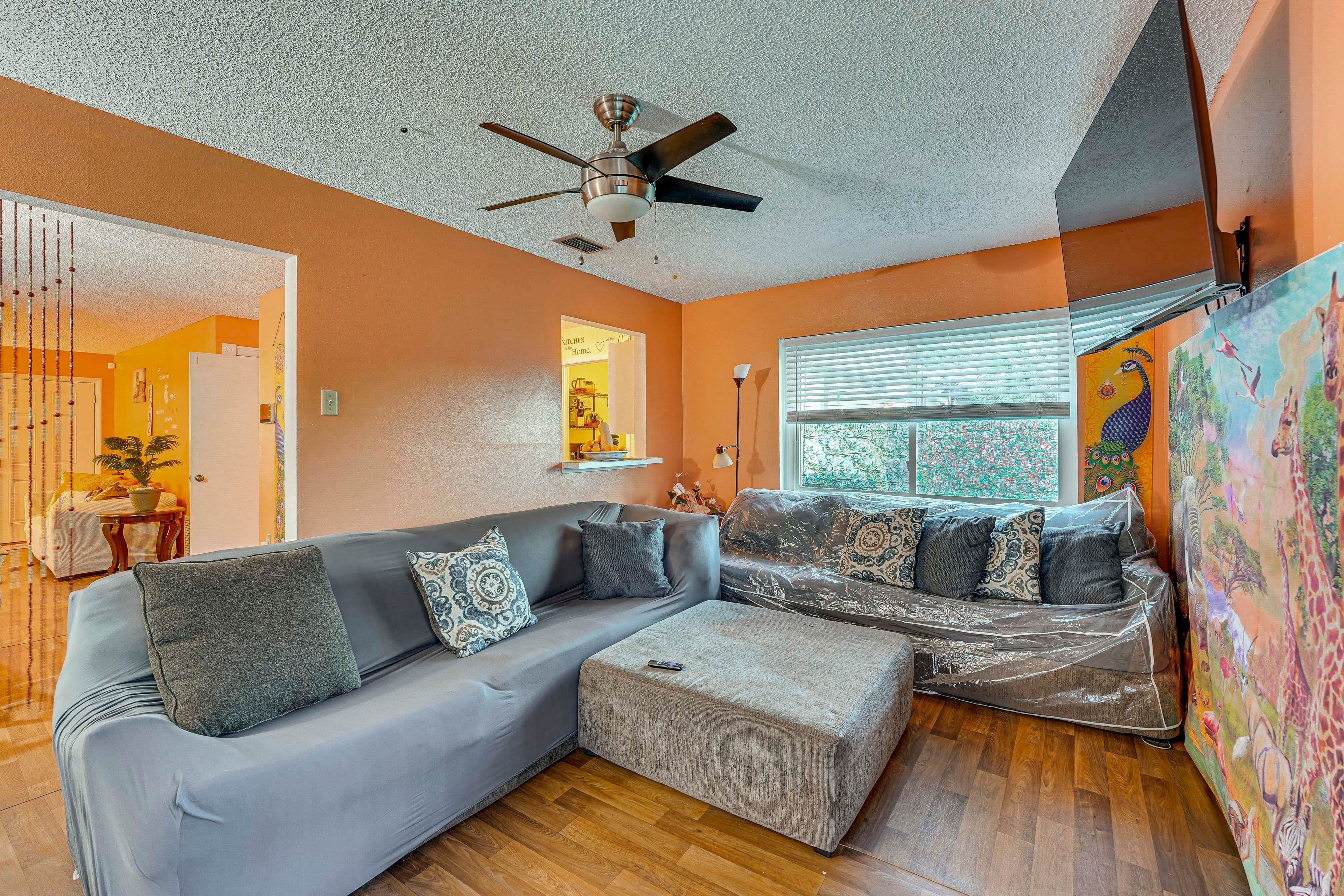 Den | Smart TV | Central Heating & A/C | Free WiFi