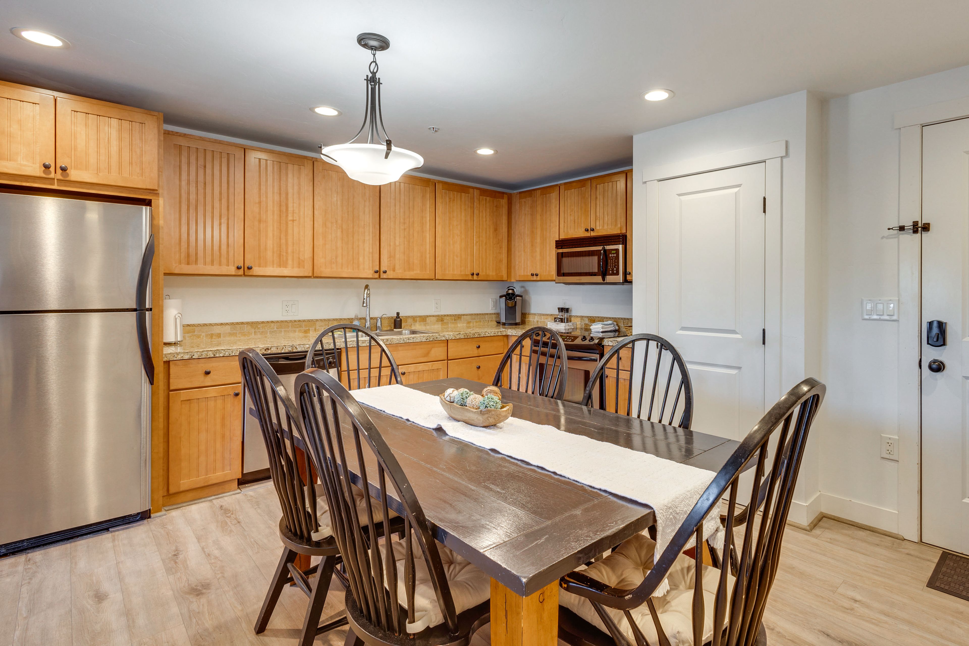 Interior | Open Floor Plan | Free WiFi | Single-Story Condo