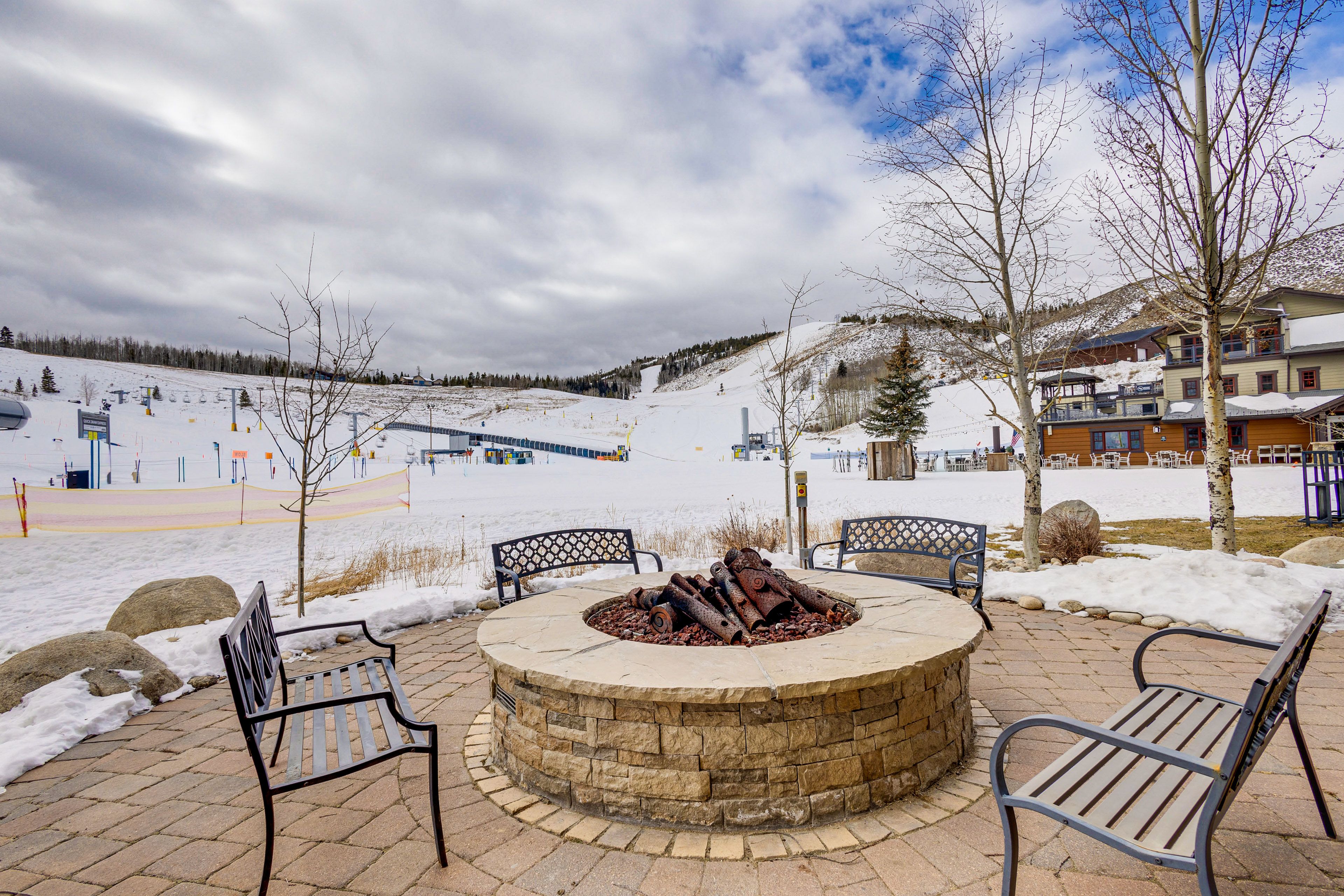 Located in Base Camp One | Community Fire Pit | Walk to Slopes