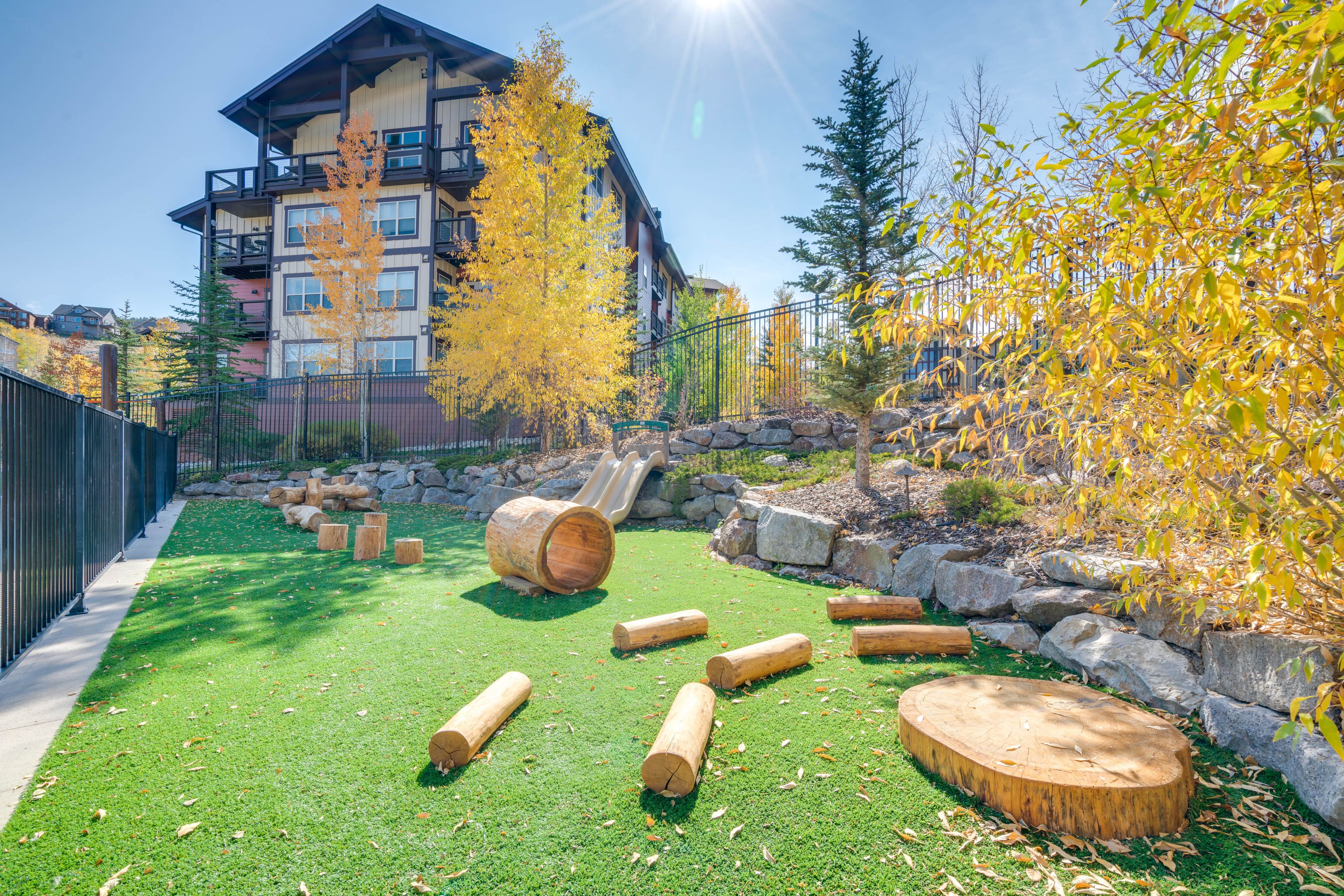 Community Amenities | Kid Play Area