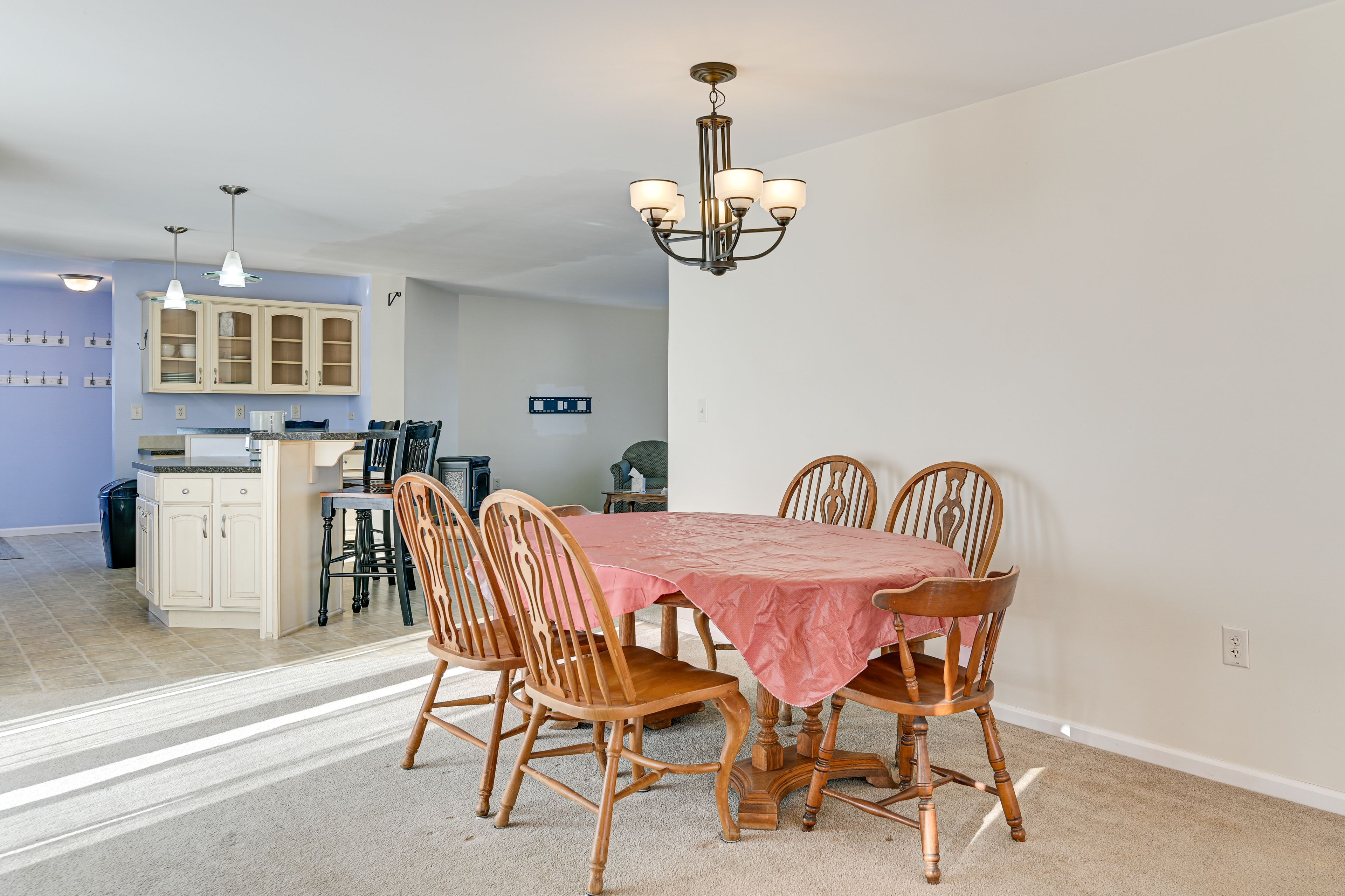 Dining Table | Dishware/Flatware | 1st Floor