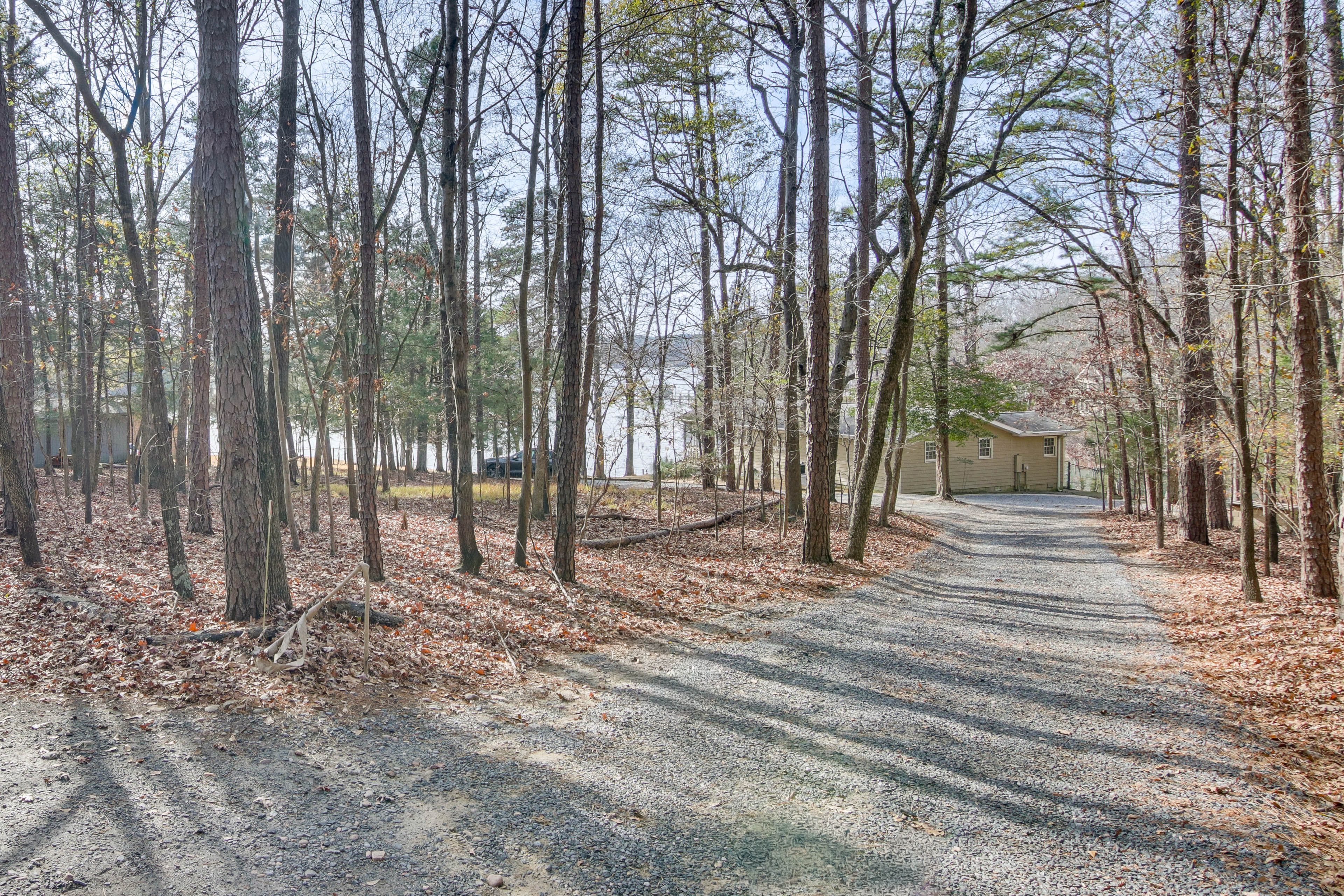 Parking | Driveway (4 Vehicles)