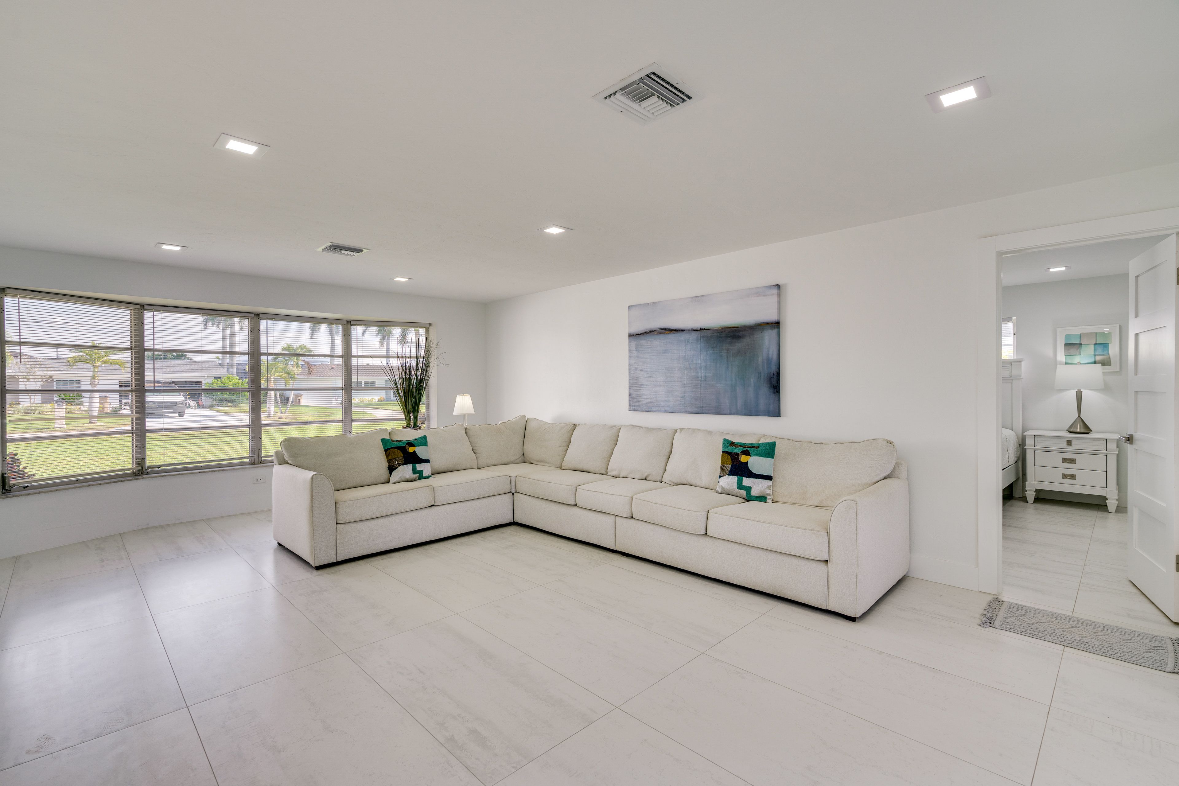 Living Area | Central A/C