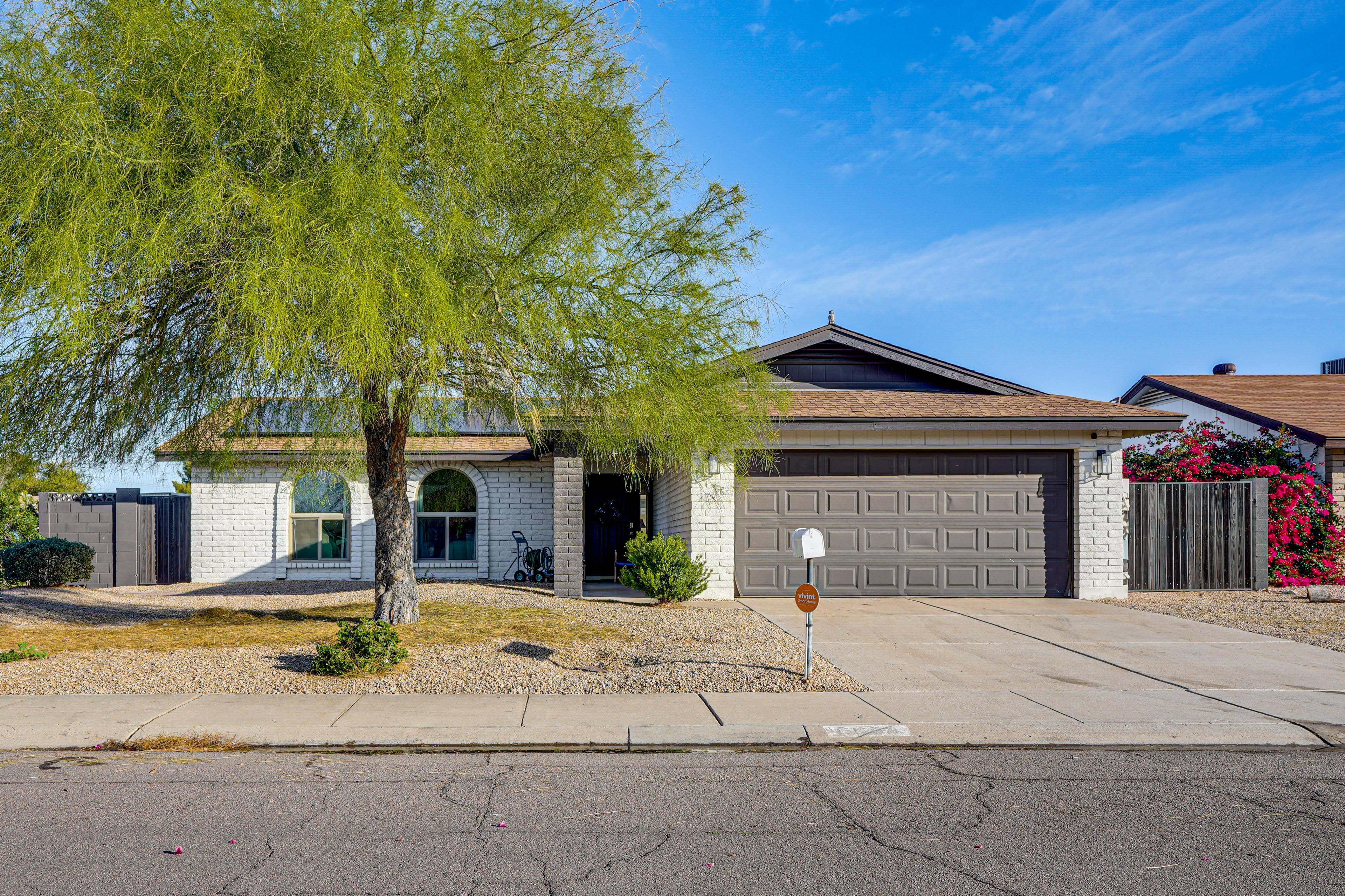 Parking | Driveway (3 Vehicles) | No Garage Access