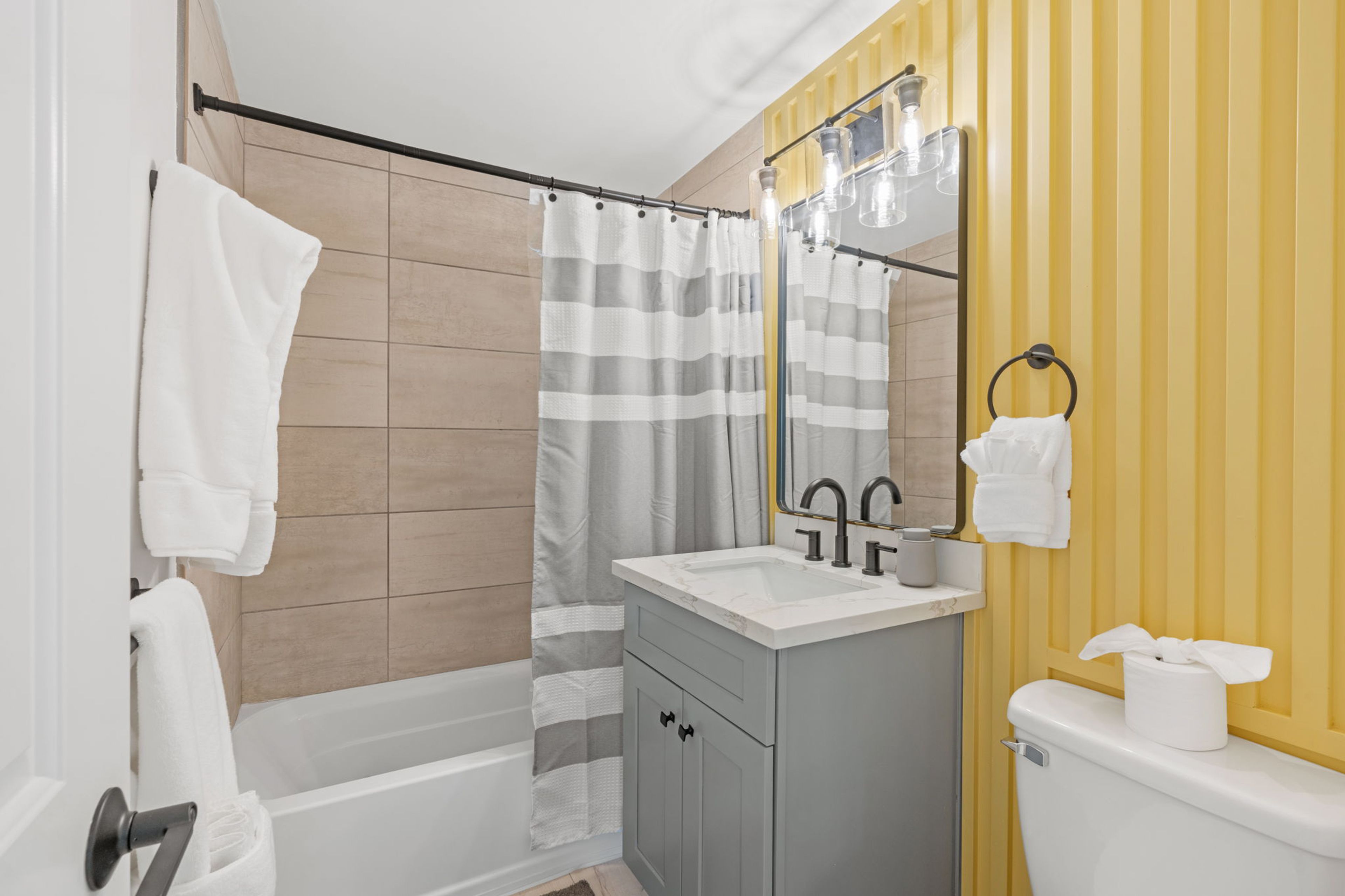 Bathroom | Towels Provided