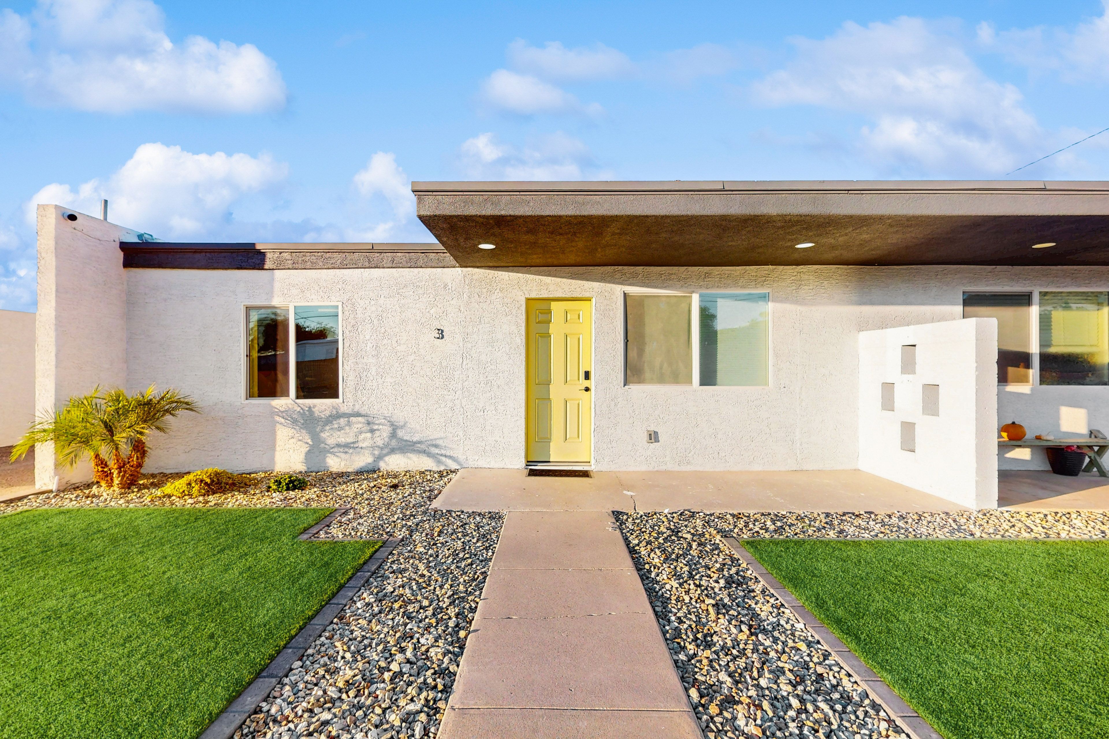 Parking | Street Parking (2 Vehicles)