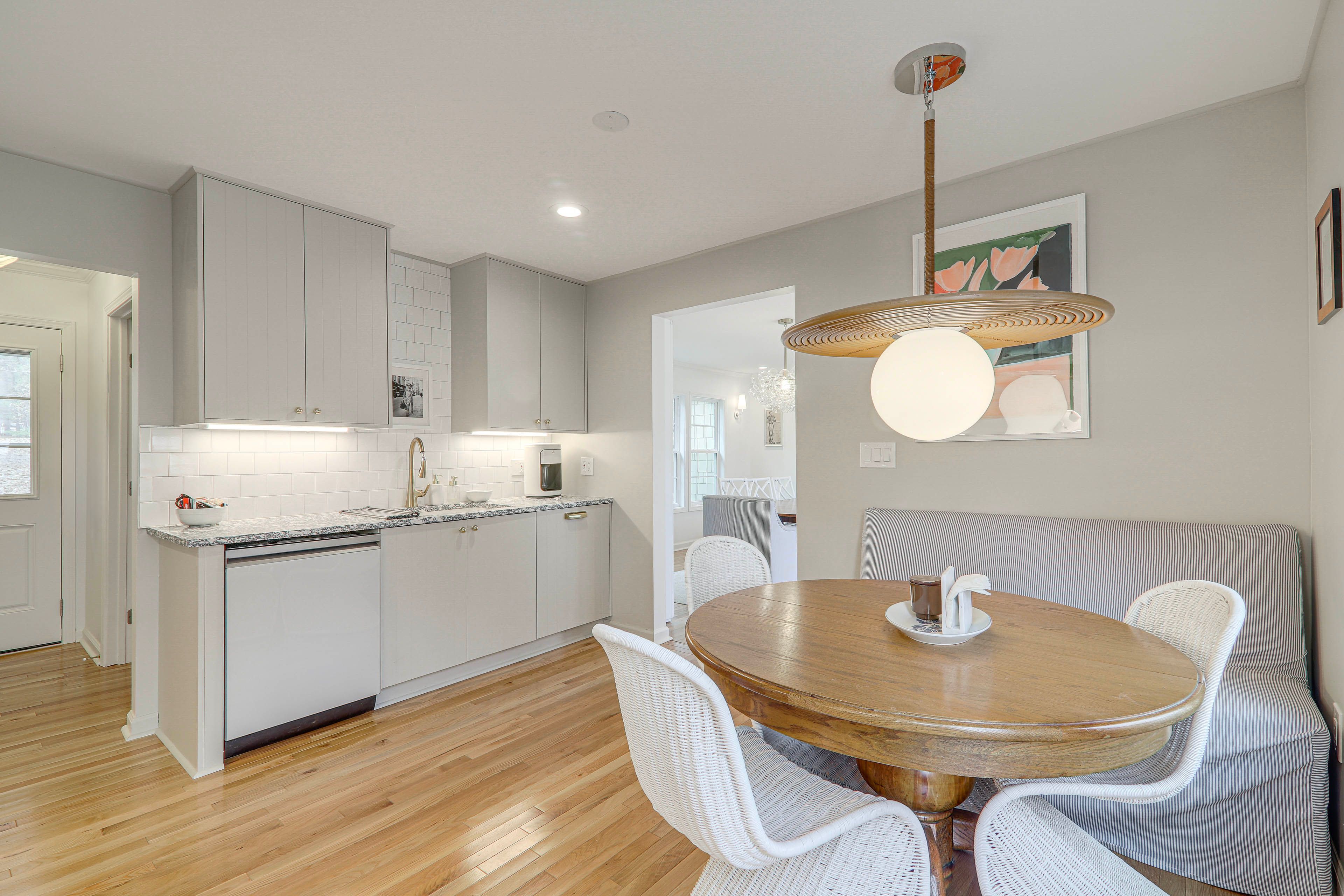 Breakfast Nook | 1st Floor