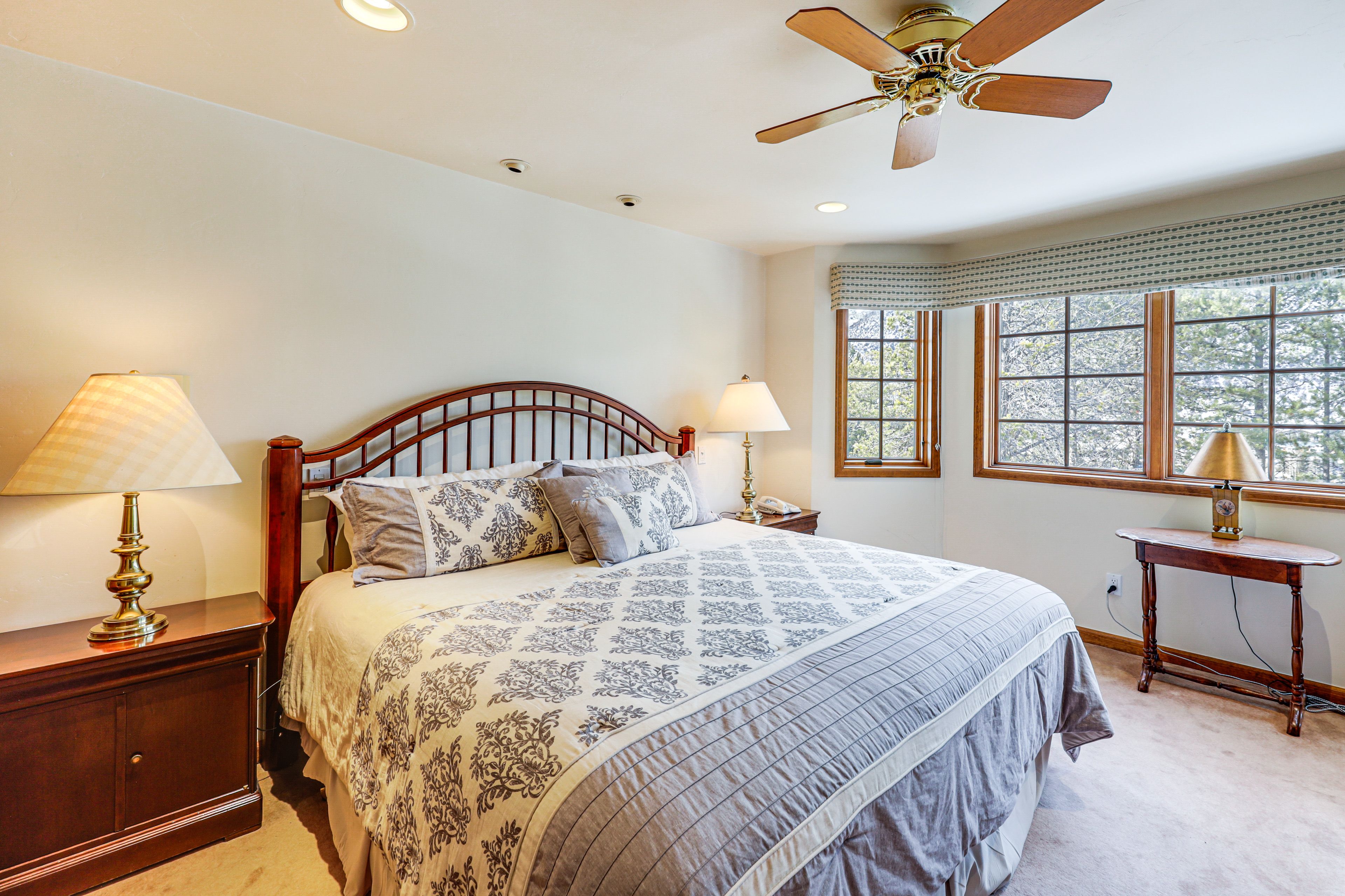 Bedroom 1 | King Bed | Main Level