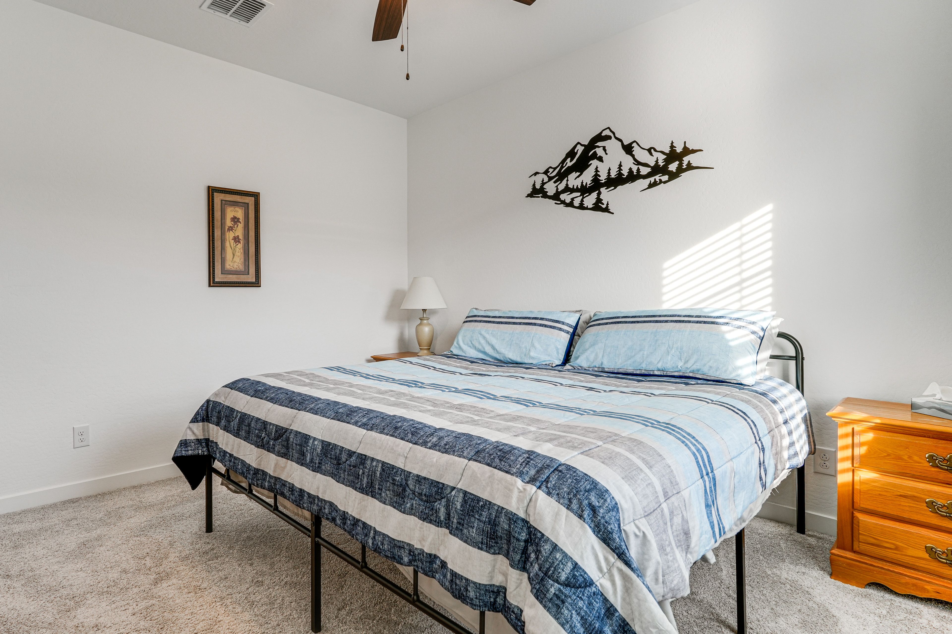 Bedroom 1 | King Bed | 2nd Floor | En-Suite Bathroom