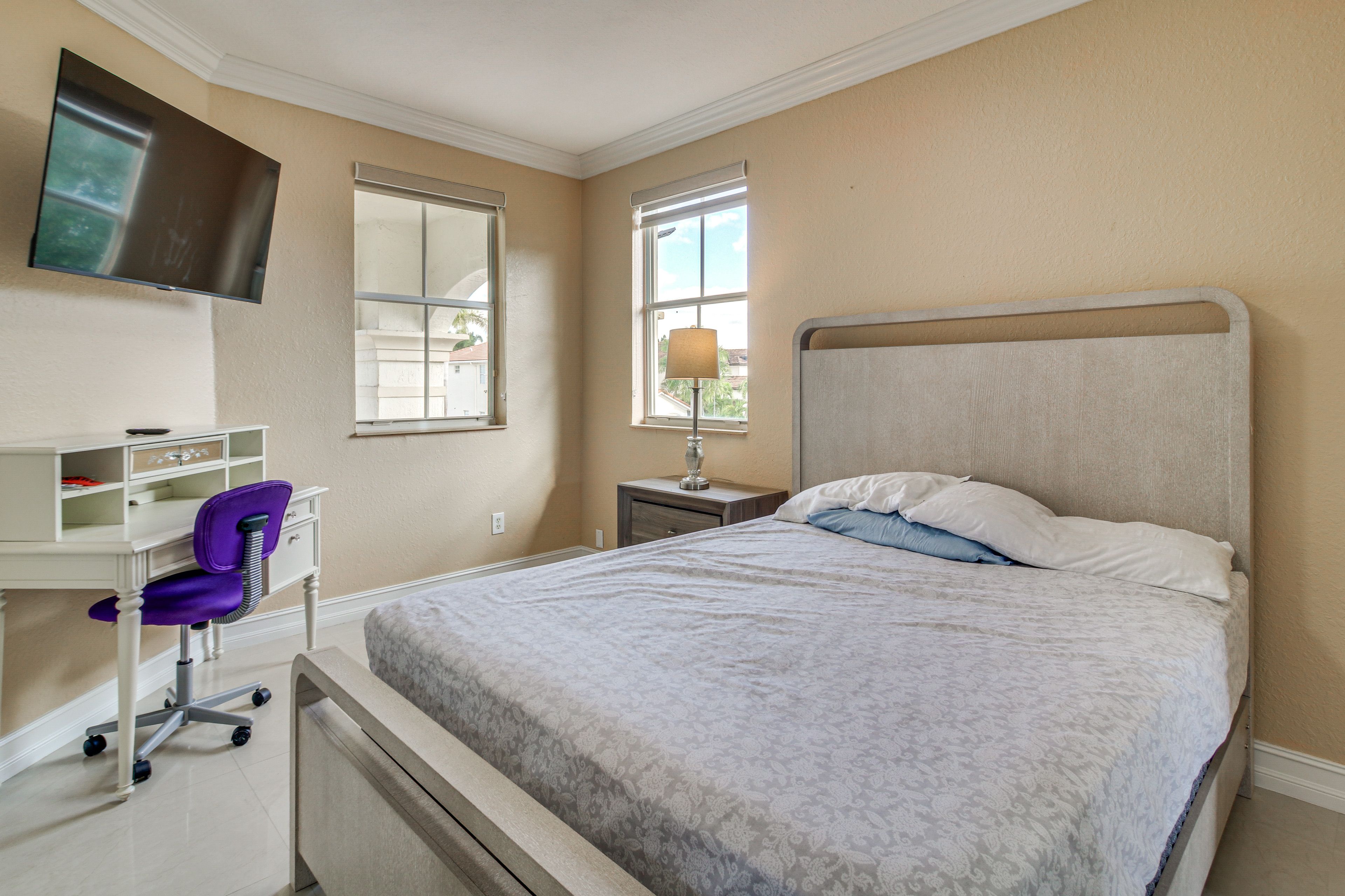 Bedroom 4 | King Bed | 2nd Floor