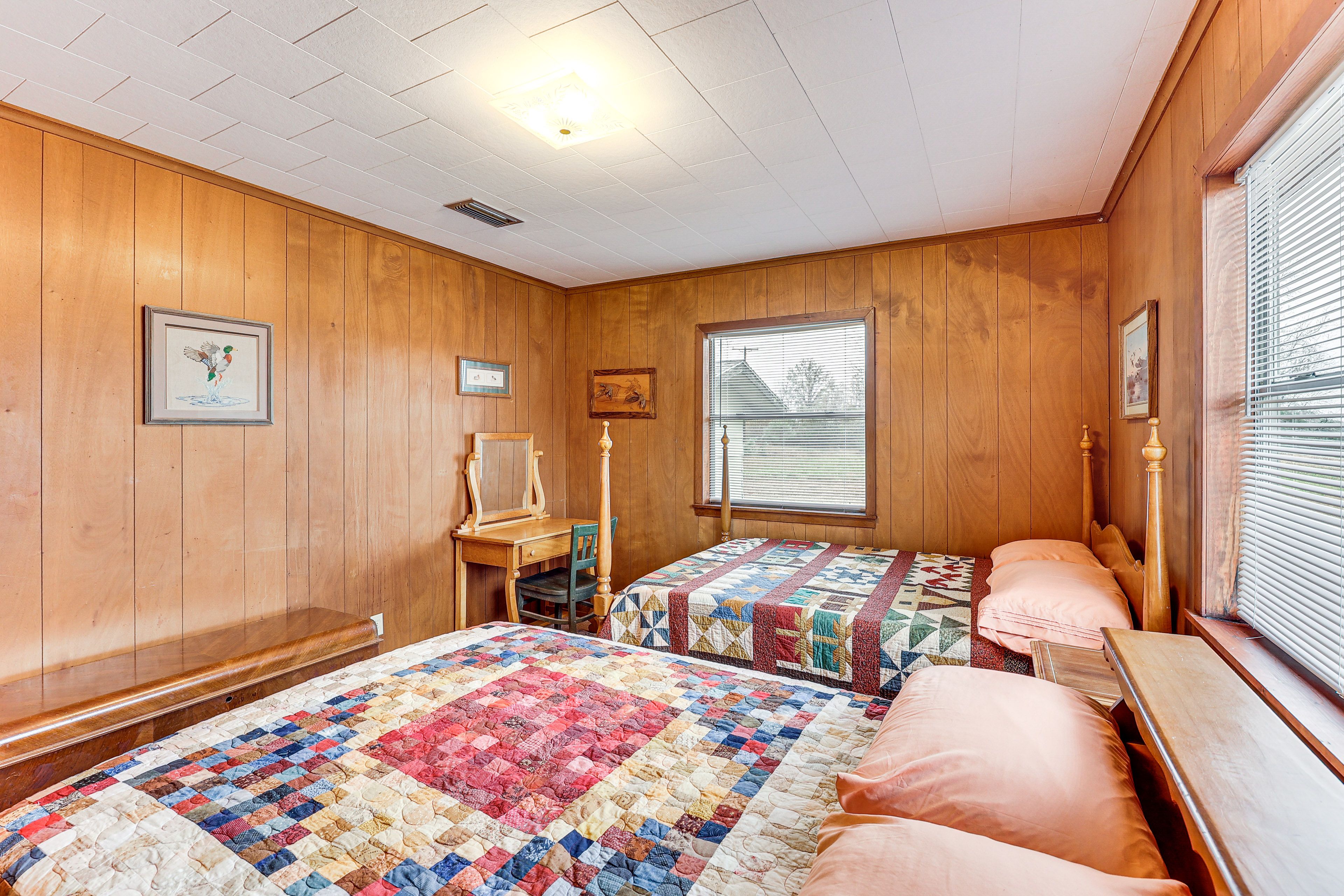 Bedroom 2 | 2 Full Beds