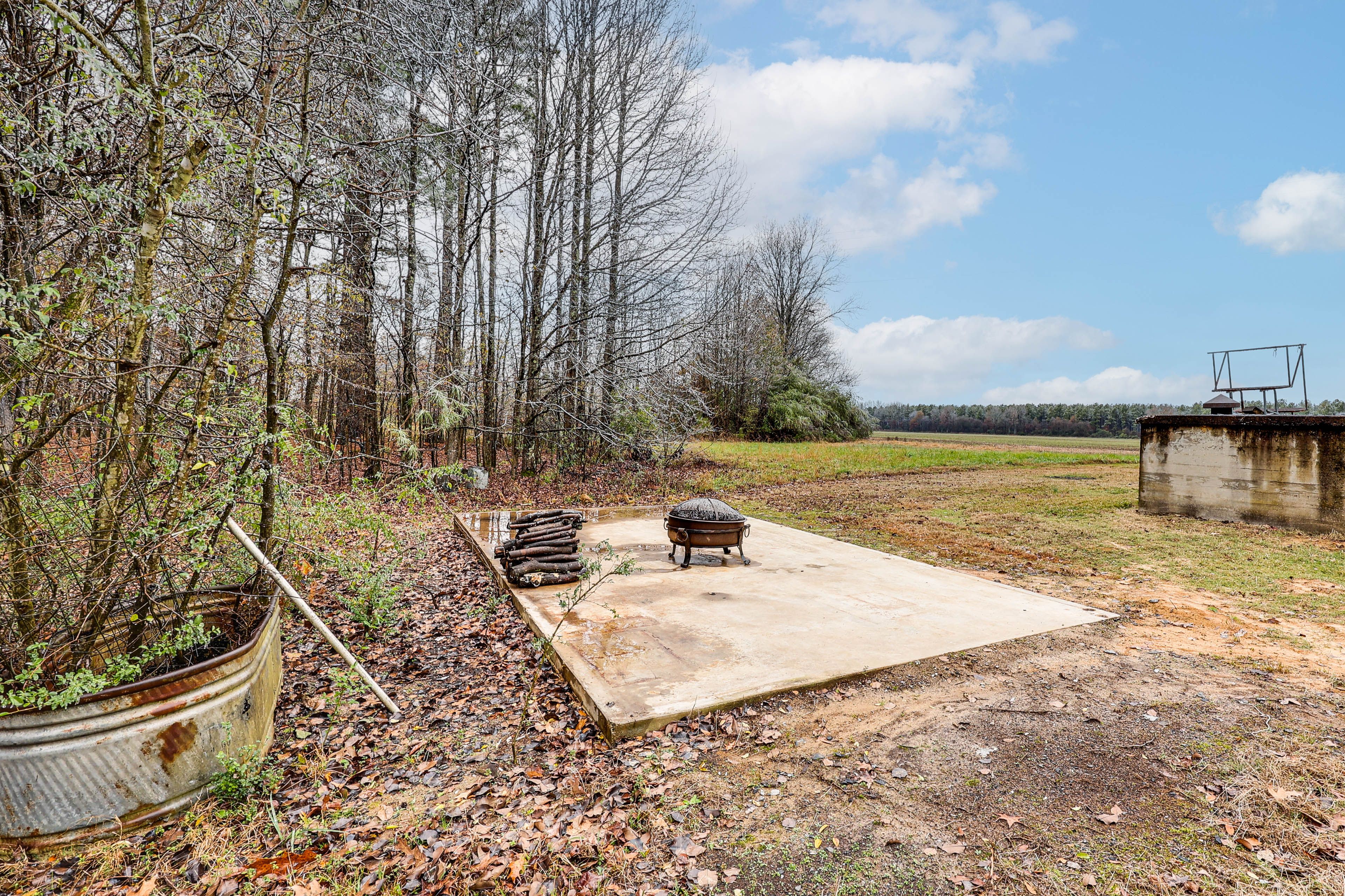 Private Yard w/ Fire Pit