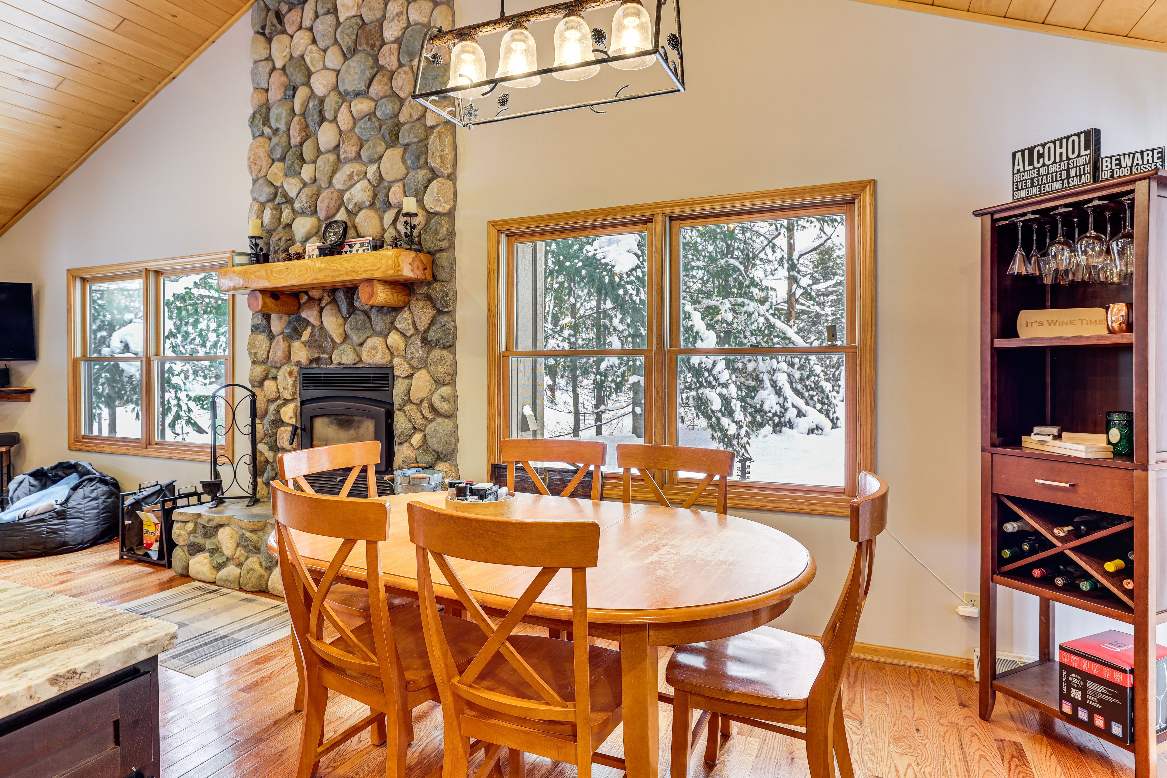 Dining Area | Main Level | Dishware/Flatware | Wine Bar