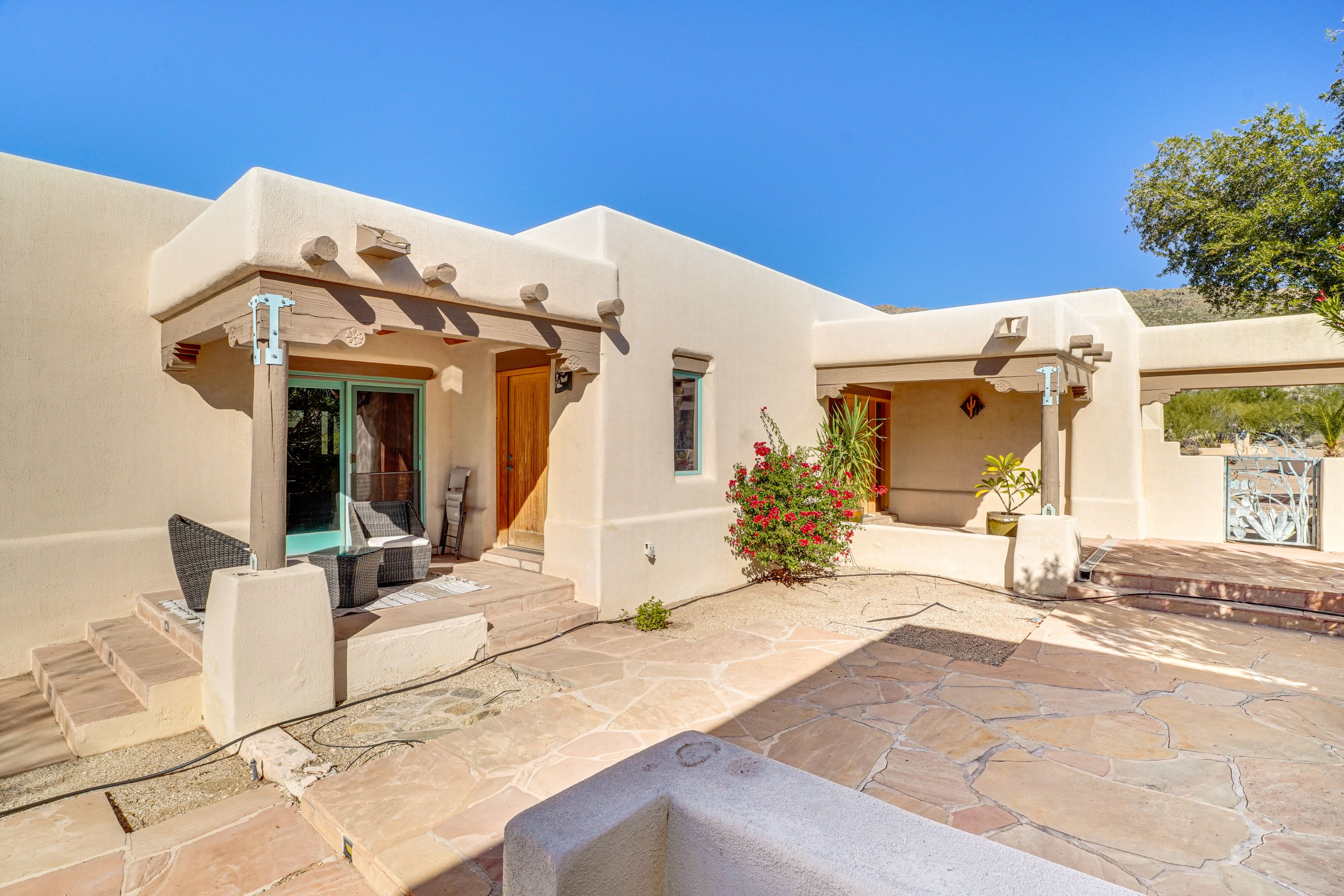 Guest House Exterior | Private Patio