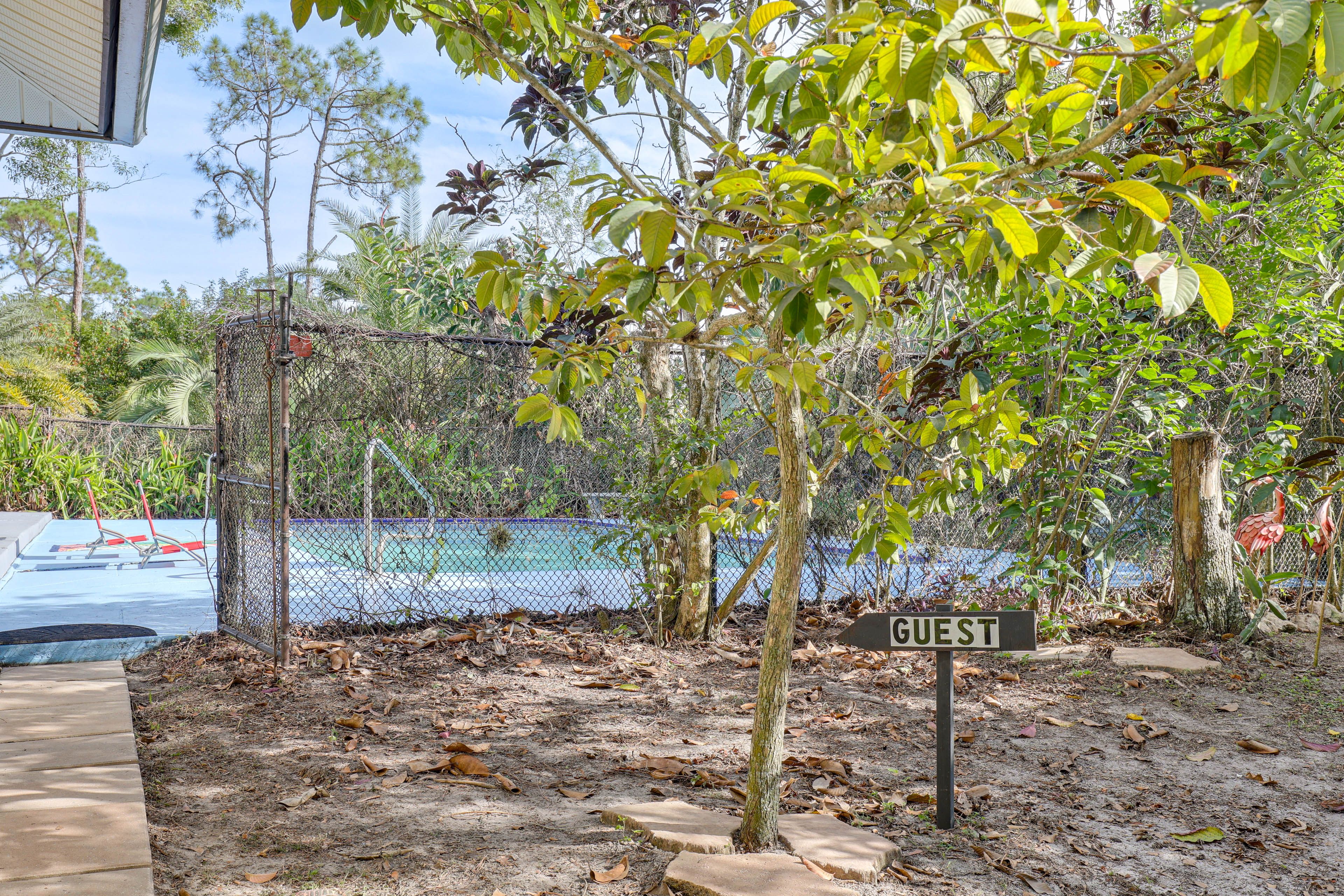 Parking | Driveway (2 Vehicles)