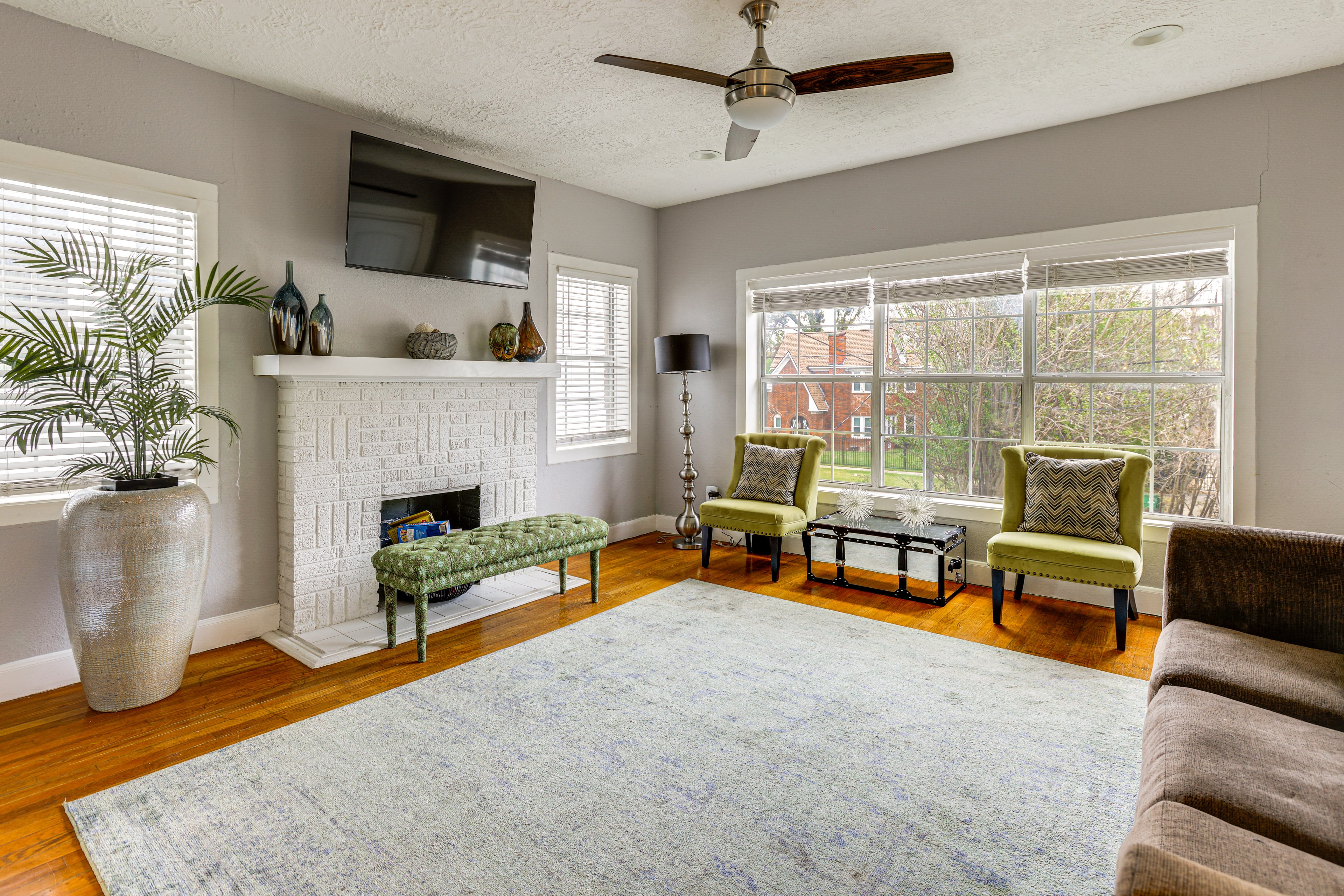 Houston Vacation Rental | 2BR | 1BA | 1,800 Sq Ft | Stairs Required