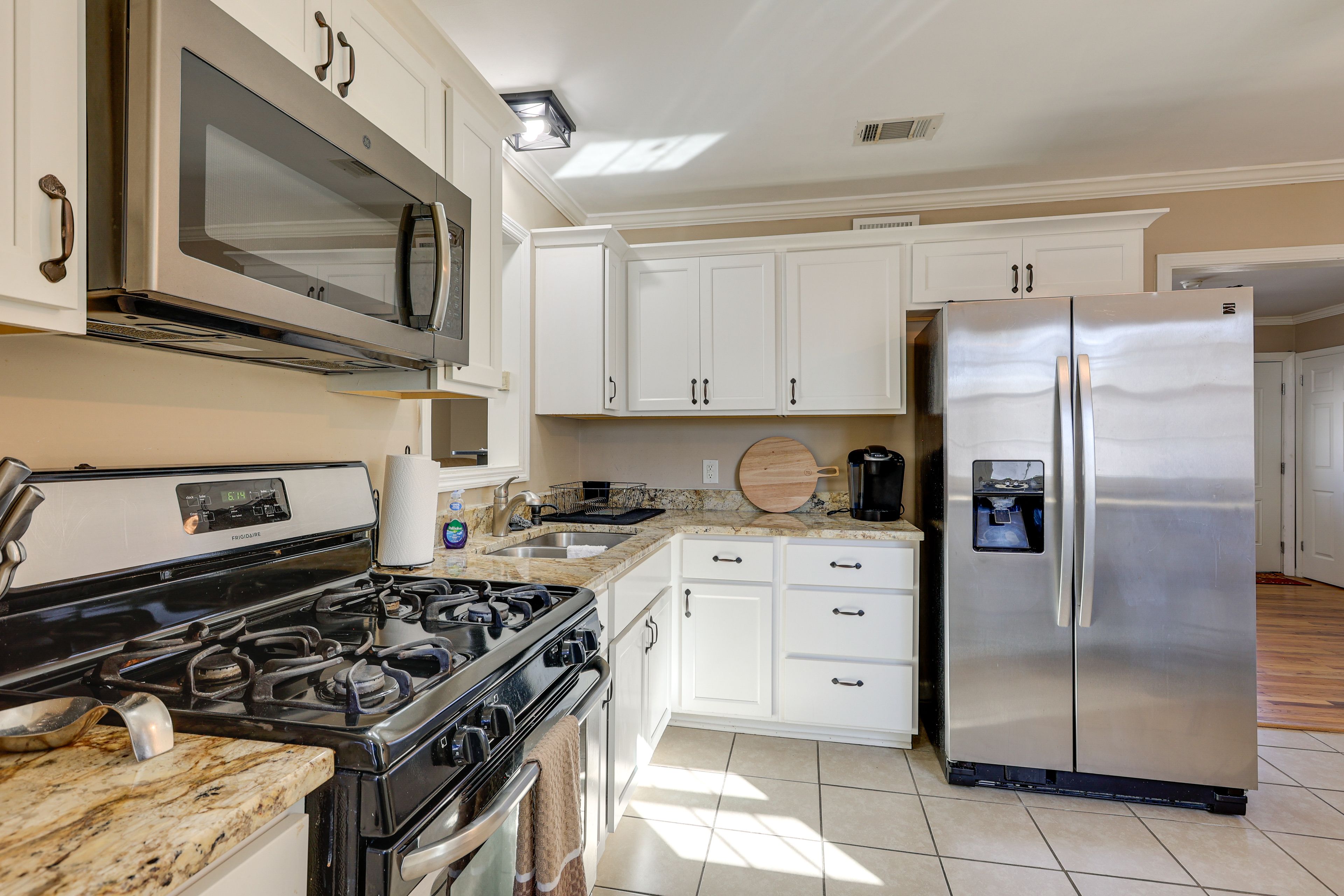 Kitchen | Cooking Basics | Keurig & Drip Coffee Makers