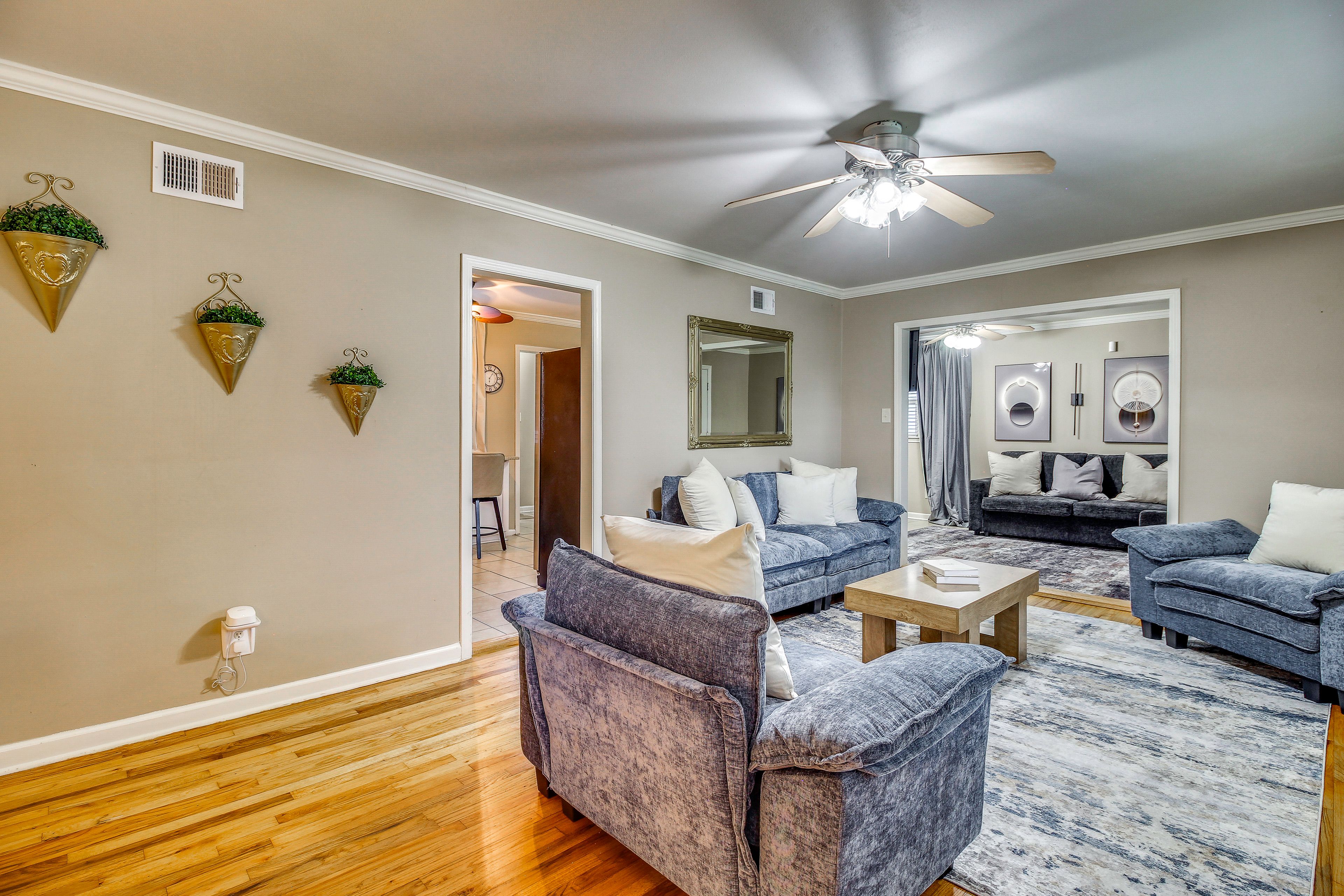Living Room | Sleeper Sofa