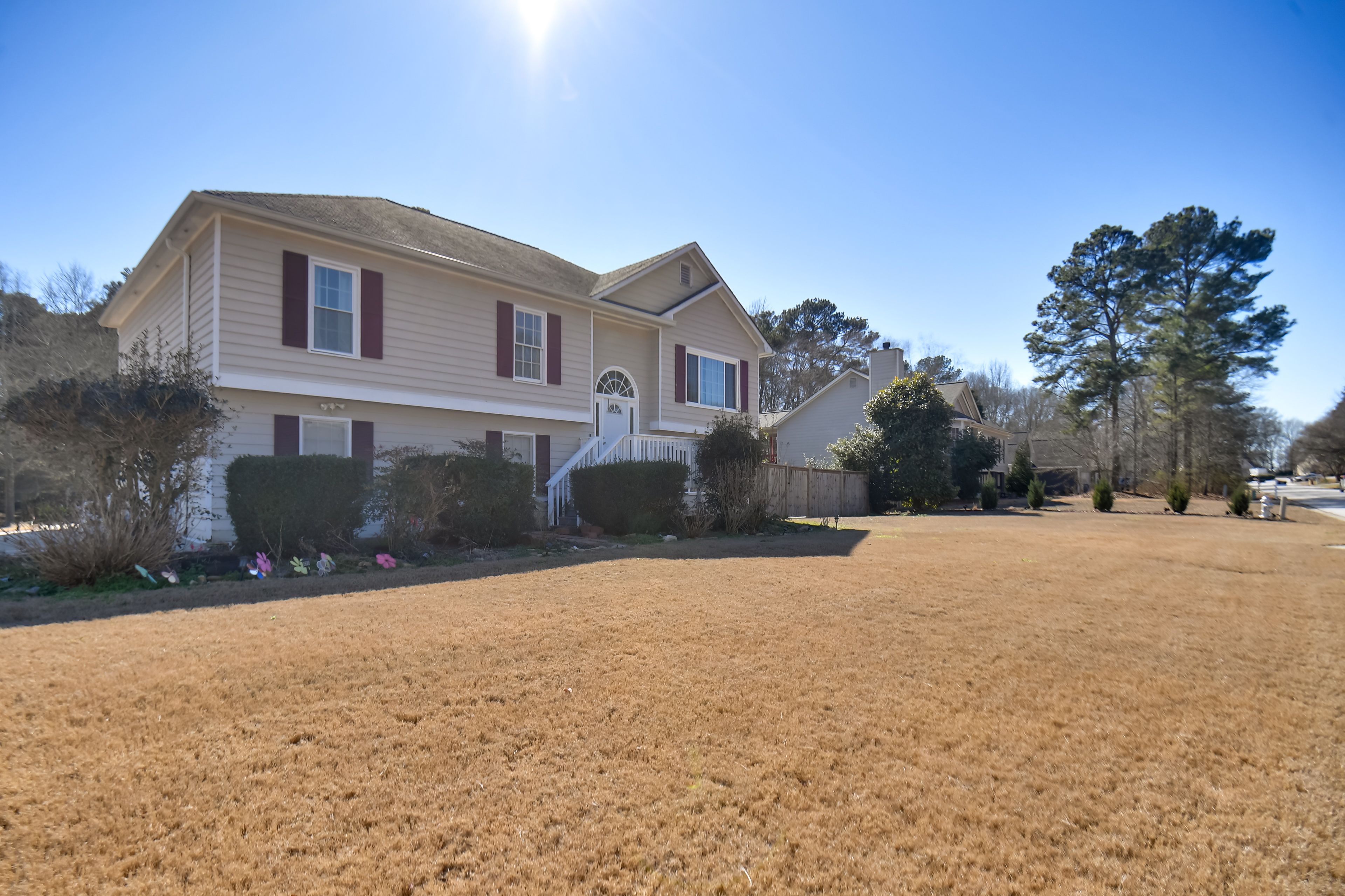 Shared Yard | 38 Mi to Downtown Atlanta