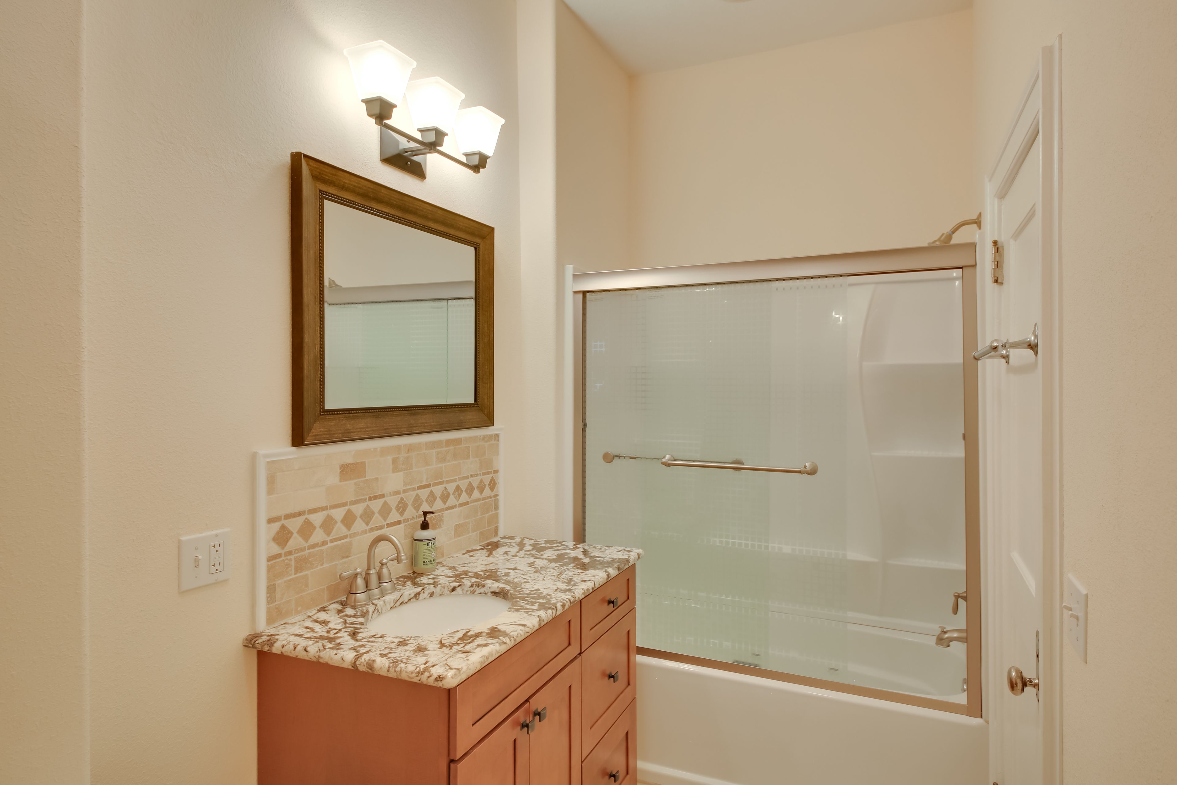 Bathroom | Towels Provided