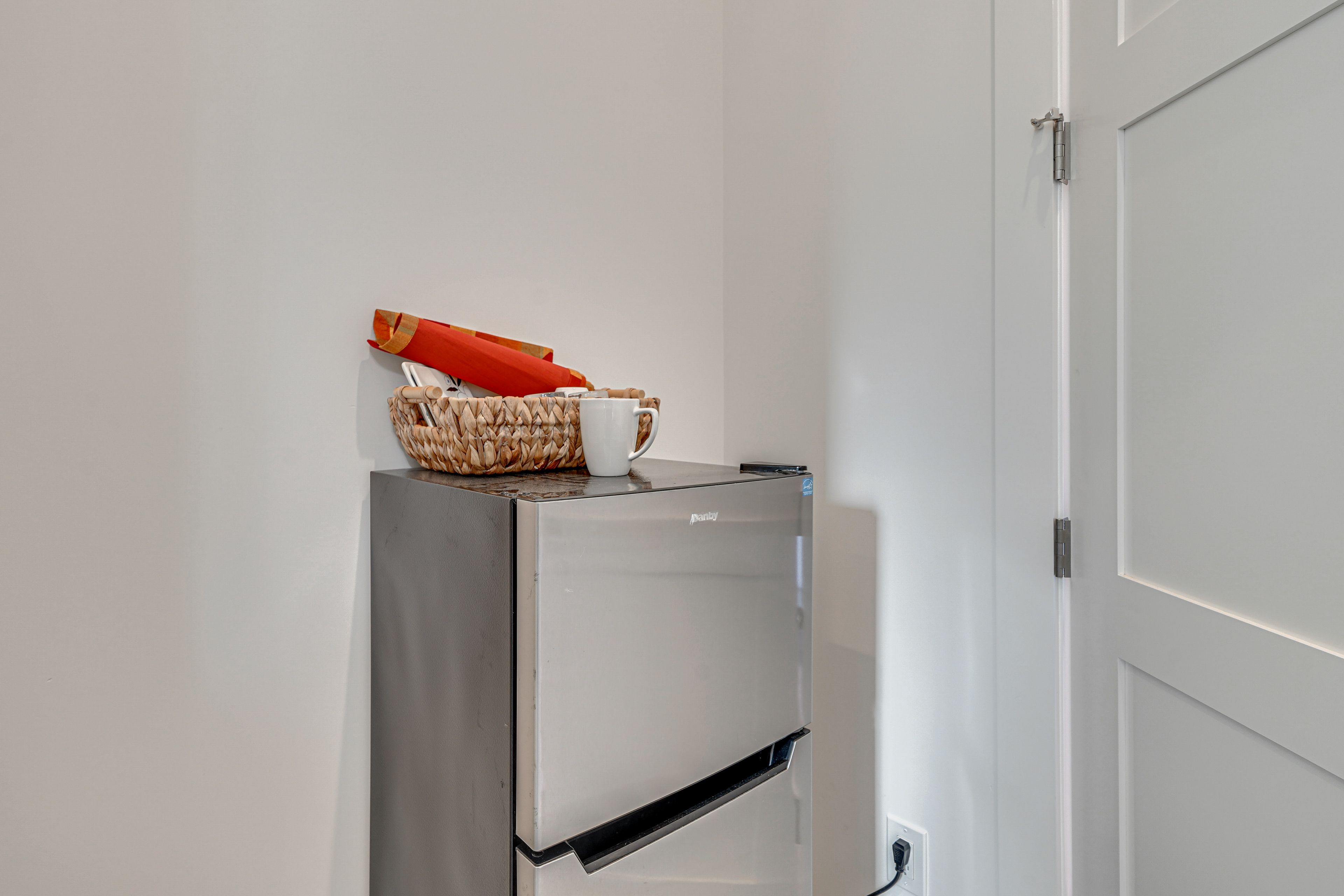 Kitchenette | Toaster | Keurig