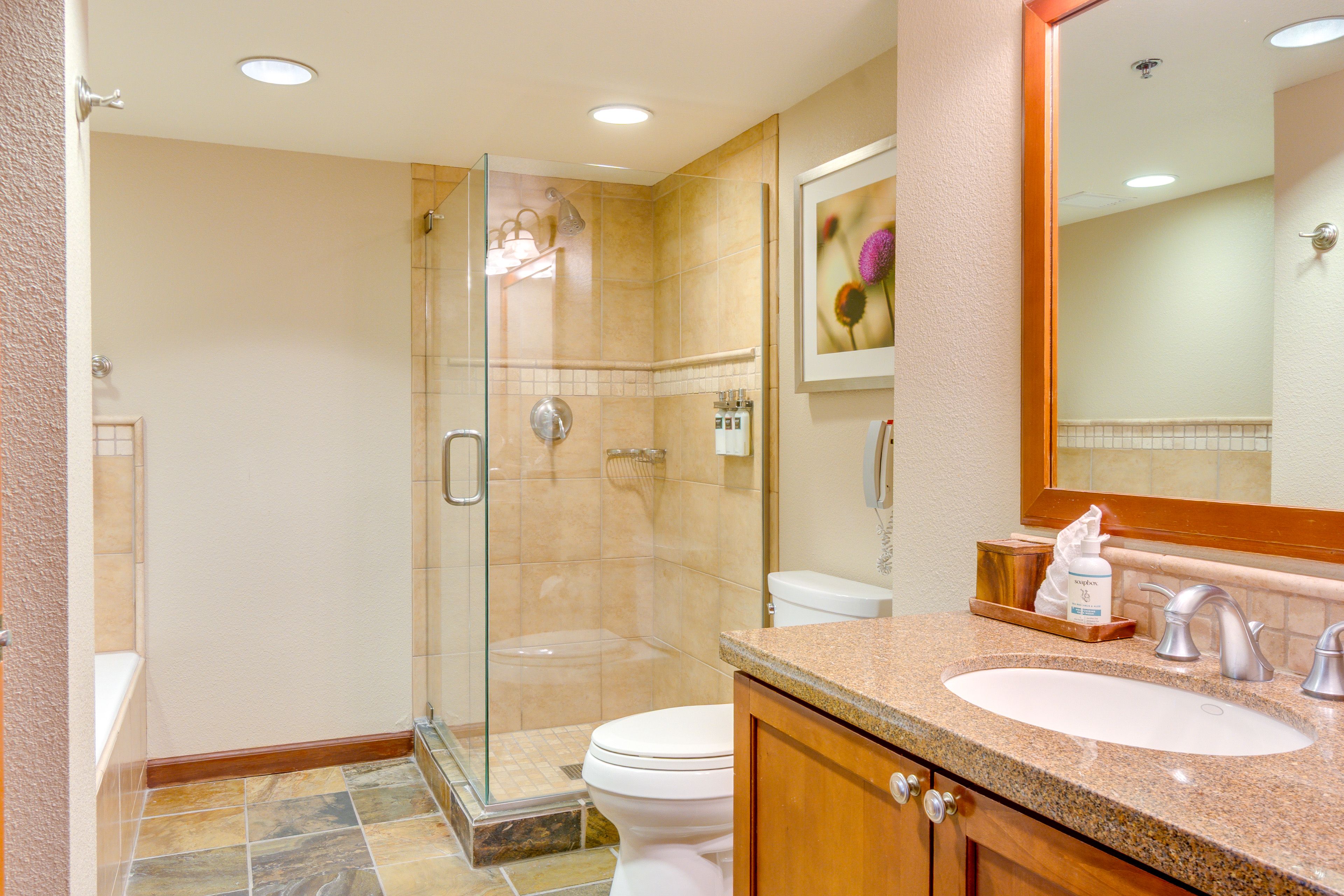 En-Suite Bathroom | Towels & Linens Provided