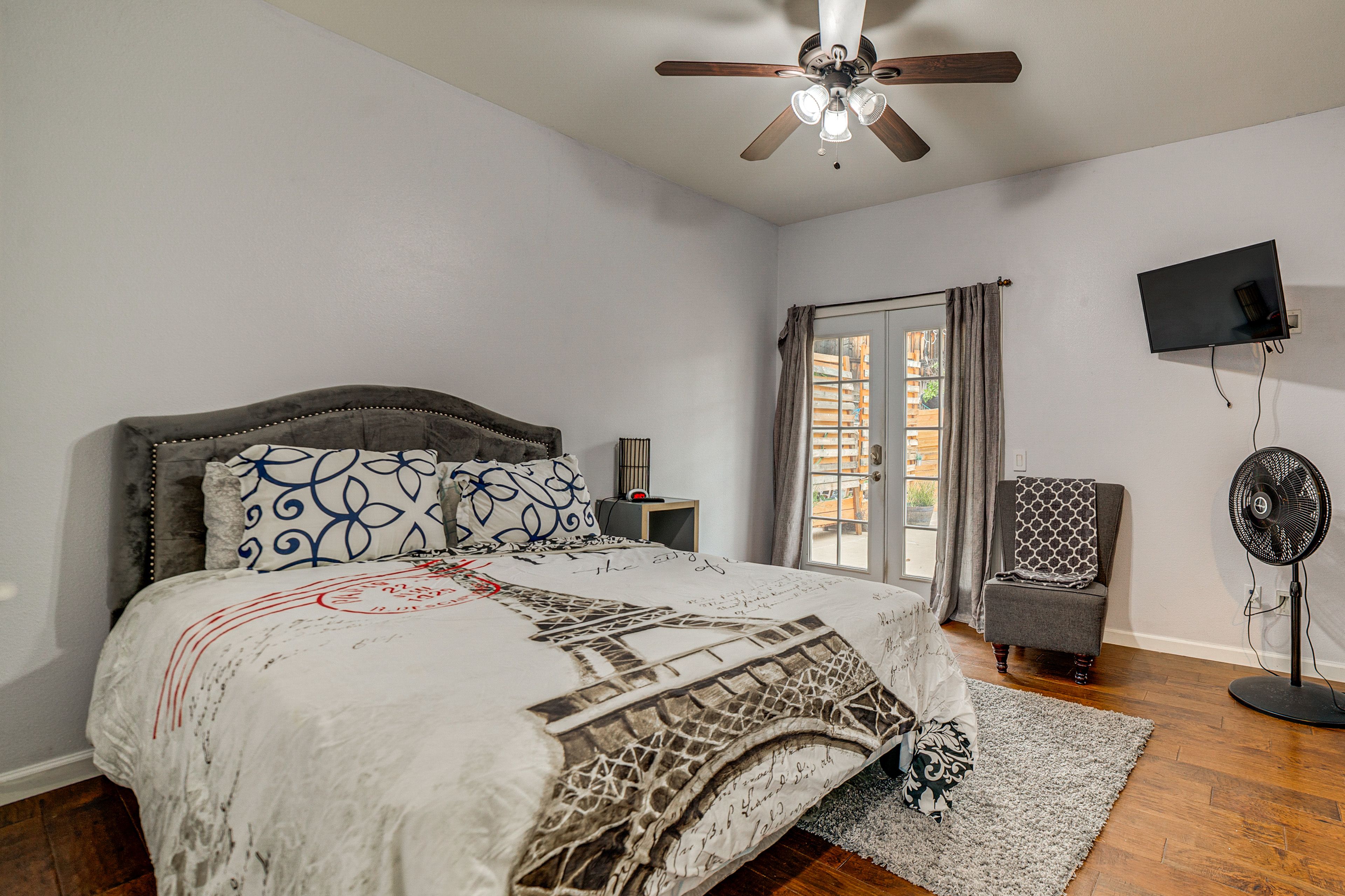 Winchester Vacation Rental | Studio | 1BA | 300 Sq Ft | 1 Step to Access