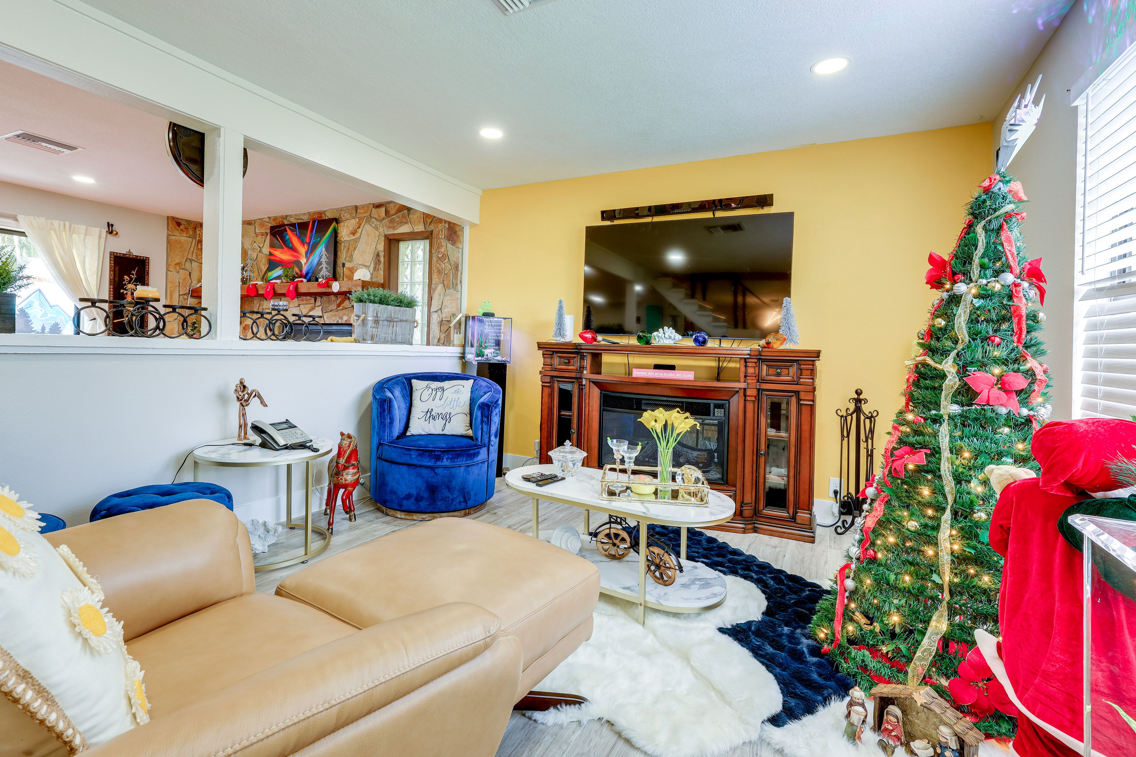 Living Room | Central A/C