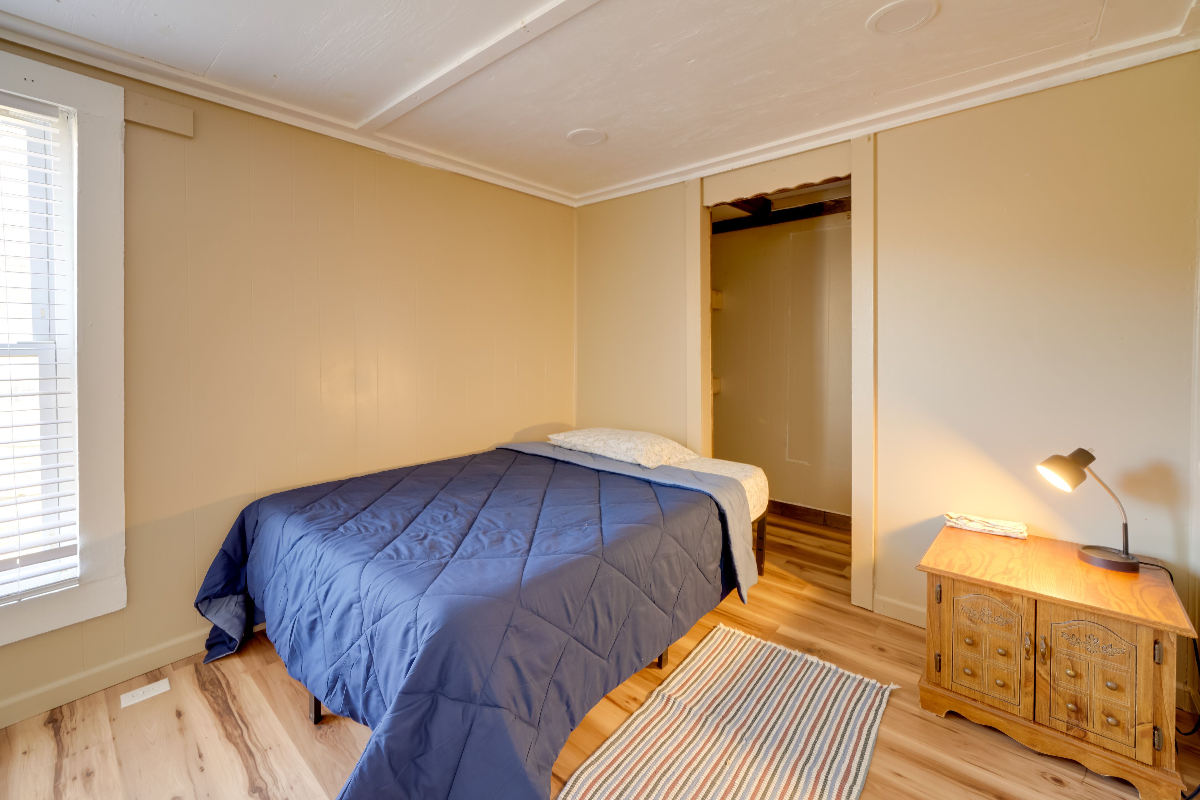 Bedroom 1 | Full Bed