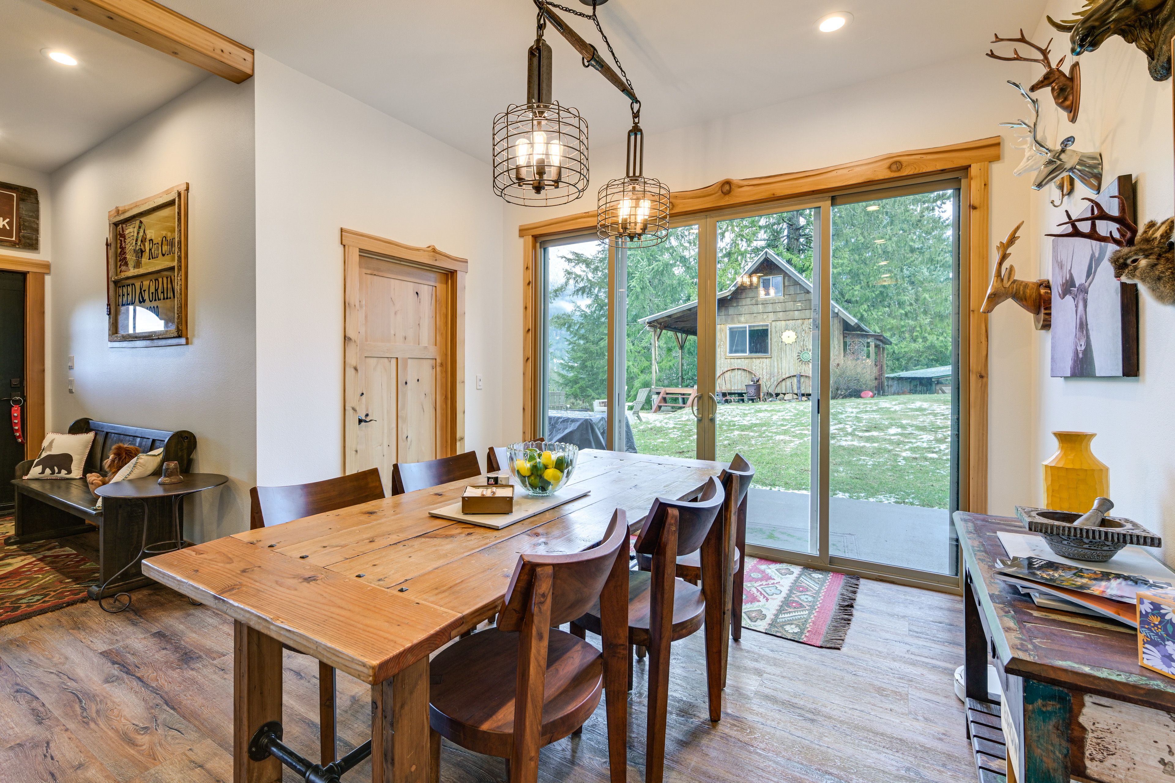 Dining Area | 1st Floor